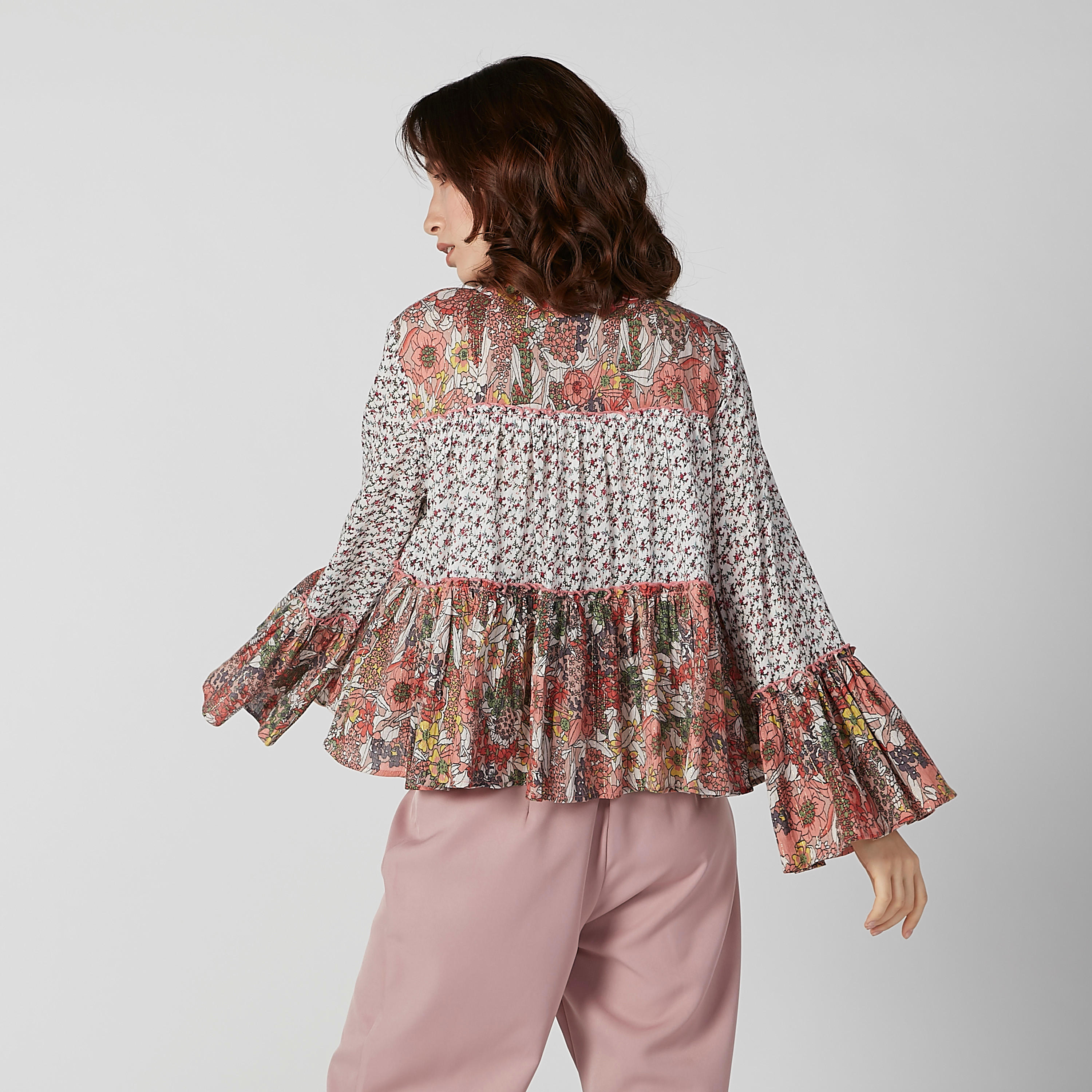 بلوزة بيبلوم بأكمام عريضة وأربطة وطبعات-women-clothing-shirtsandblouses-blouses-image-2