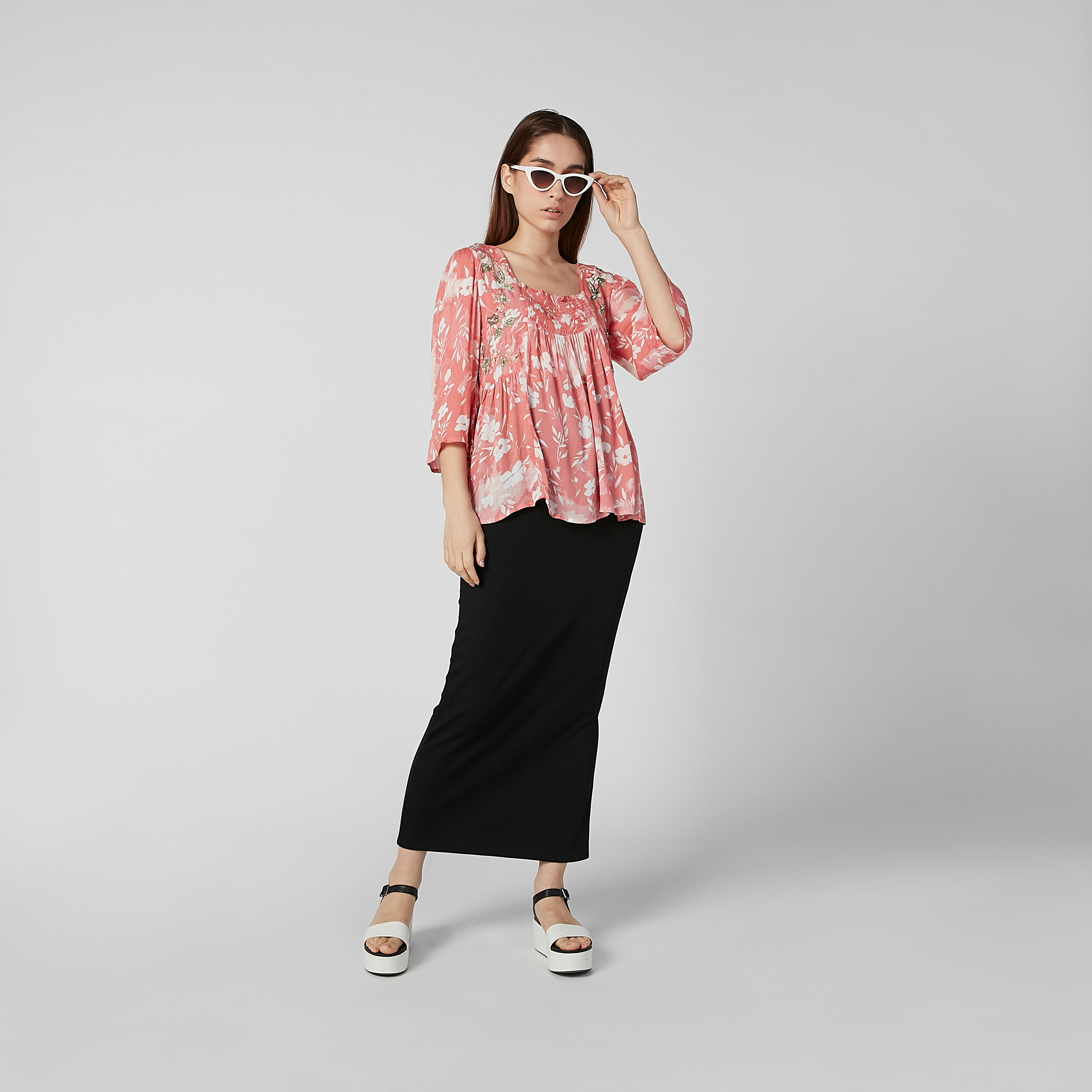 بلوزة بأكمام طويلة وتزيينات وطبعات زهرية-women-clothing-shirtsandblouses-blouses-image-5