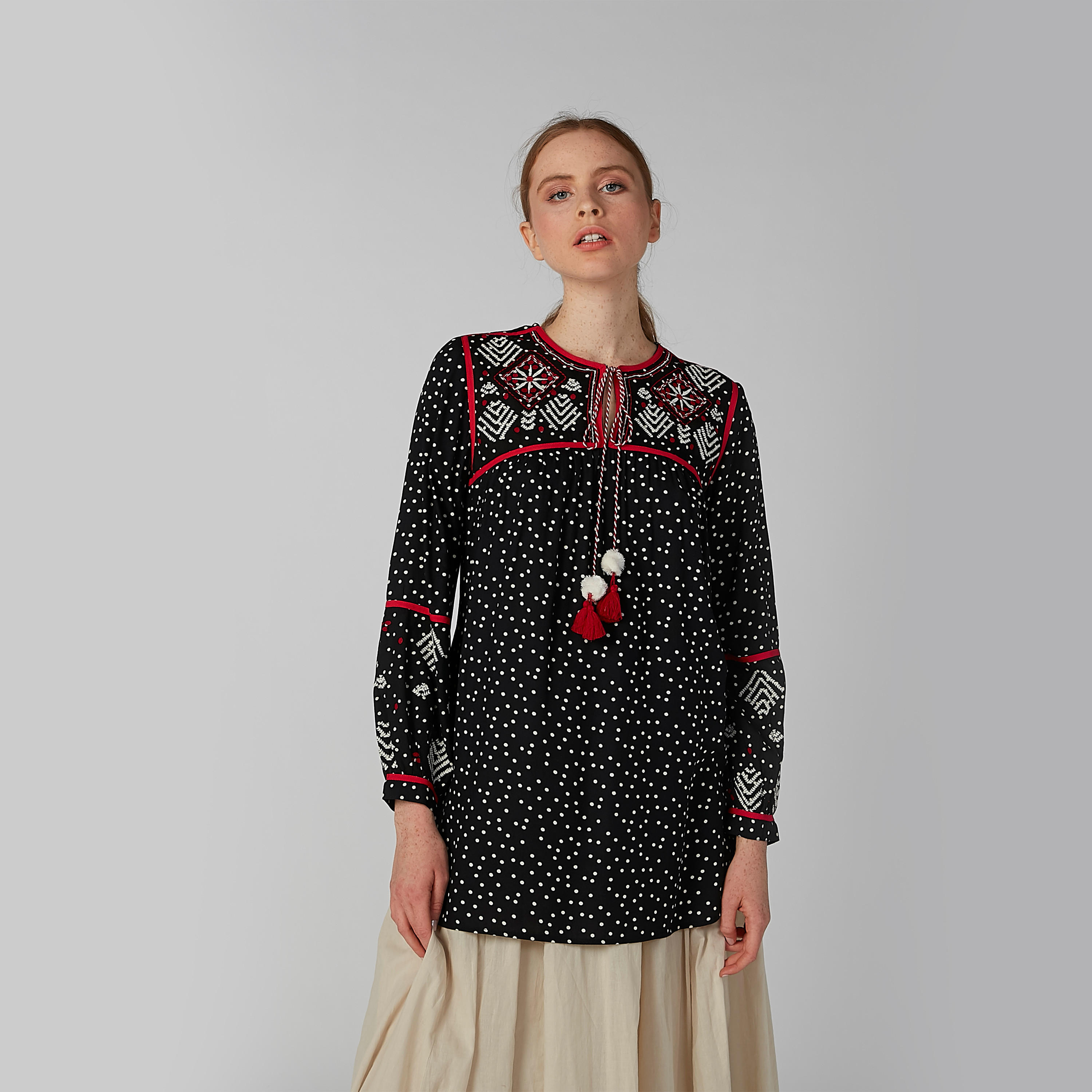 تونيك مطرّز بأكمام طويلة وأربطة-women-clothing-shirtsandblouses-blouses-image-2