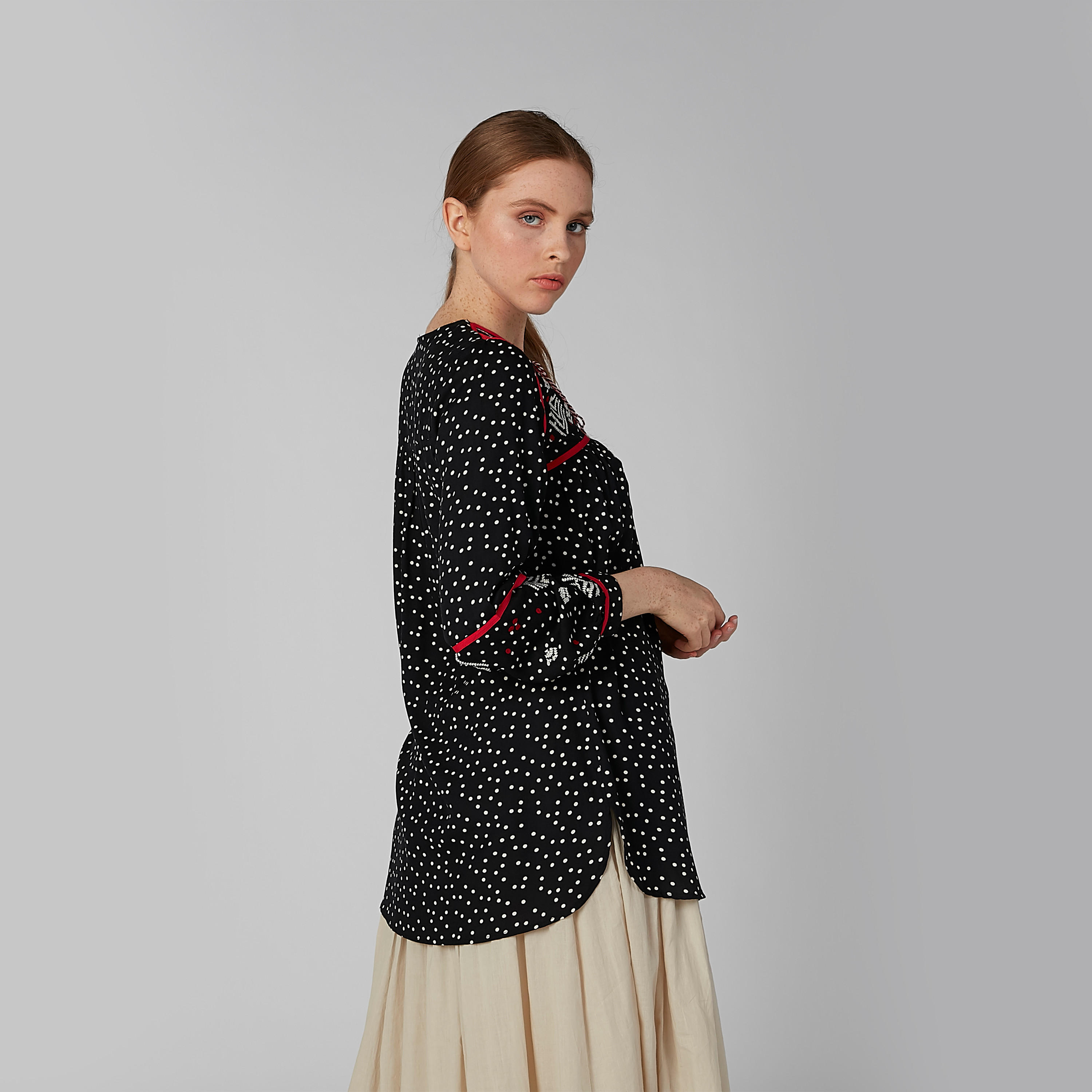 تونيك مطرّز بأكمام طويلة وأربطة-women-clothing-shirtsandblouses-blouses-image-4