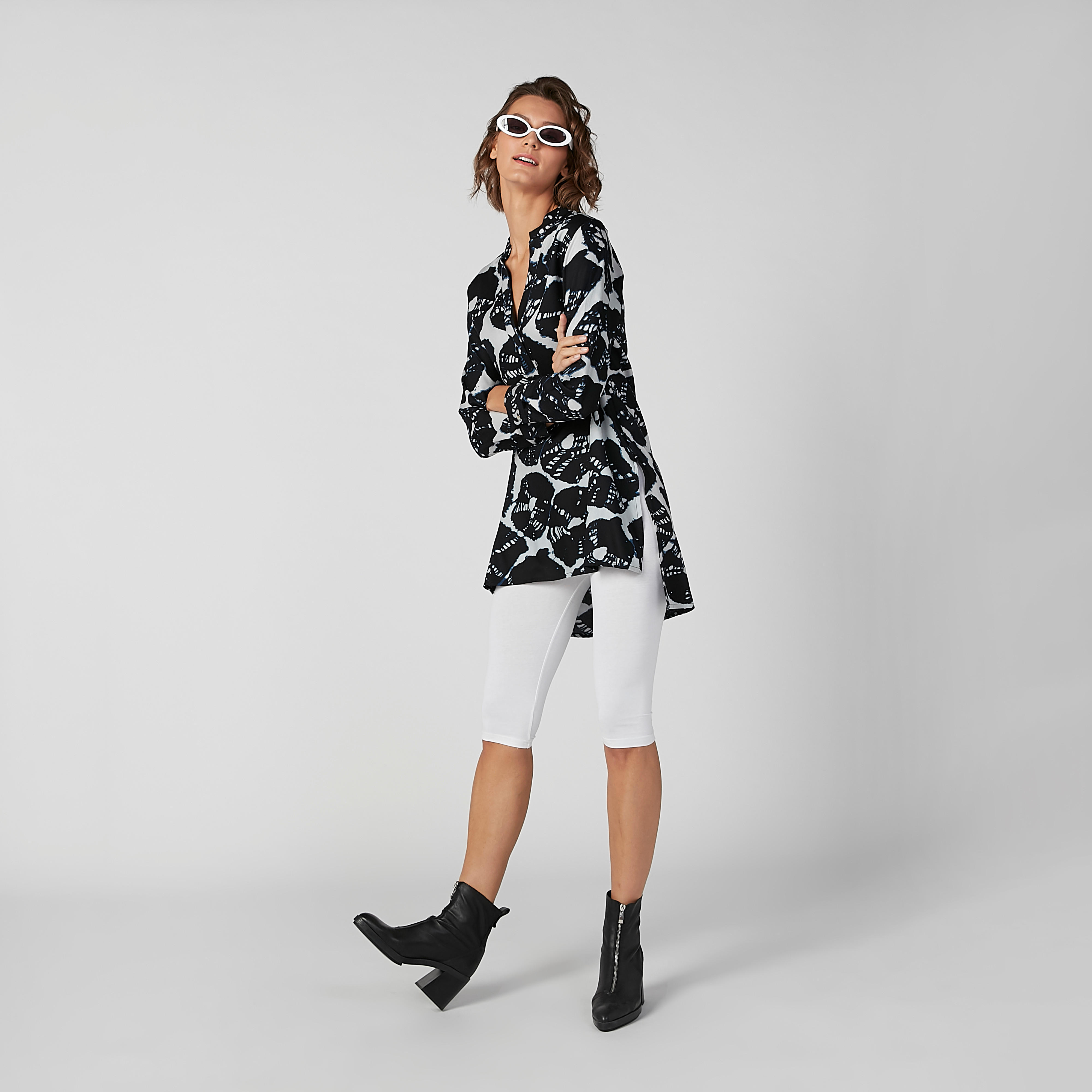 بلوزة بأكمام طويلة وحوّاف غير مستوية وطبعات-women-clothing-shirtsandblouses-blouses-image-2