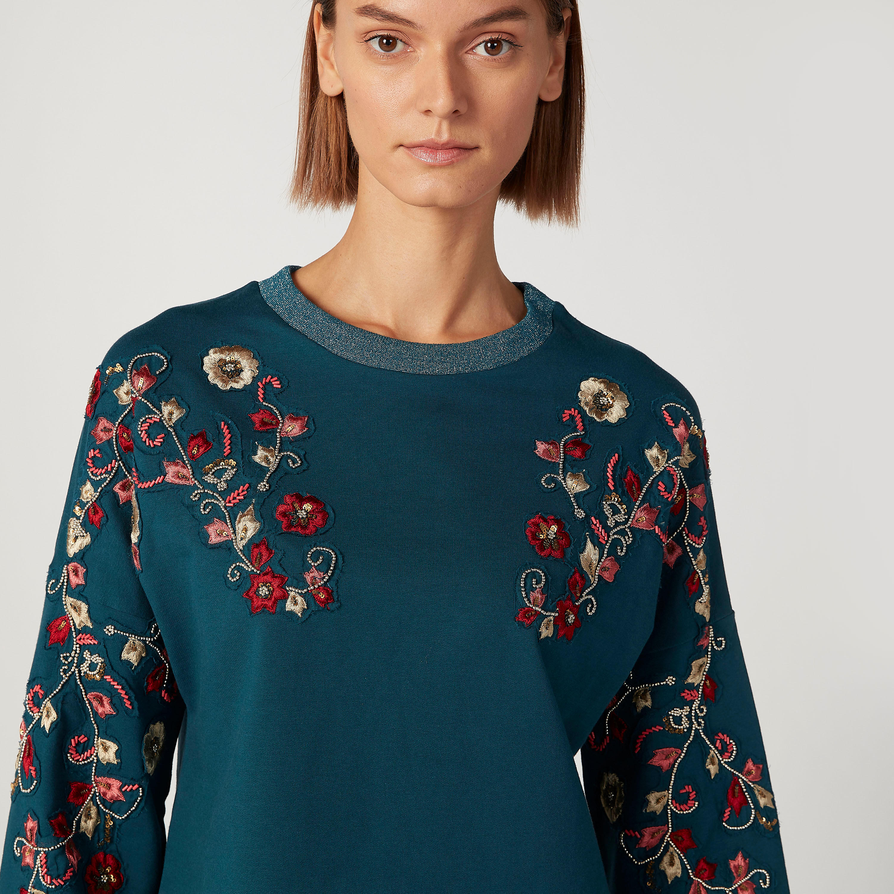 كنزة  مطرّزة بياقة مستديرة وأكمام طويلة -women-clothing-cardigansandjumpers-jumpers-image-3