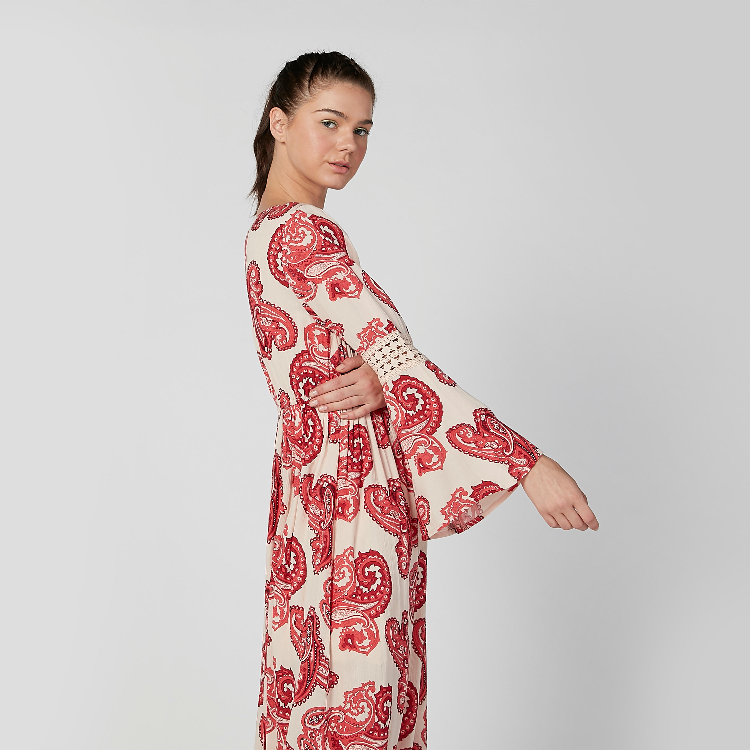فستان مستدام إيه لاين بياقة V وأكمام عريضة وطبعات-women-clothing-dresses-image-4