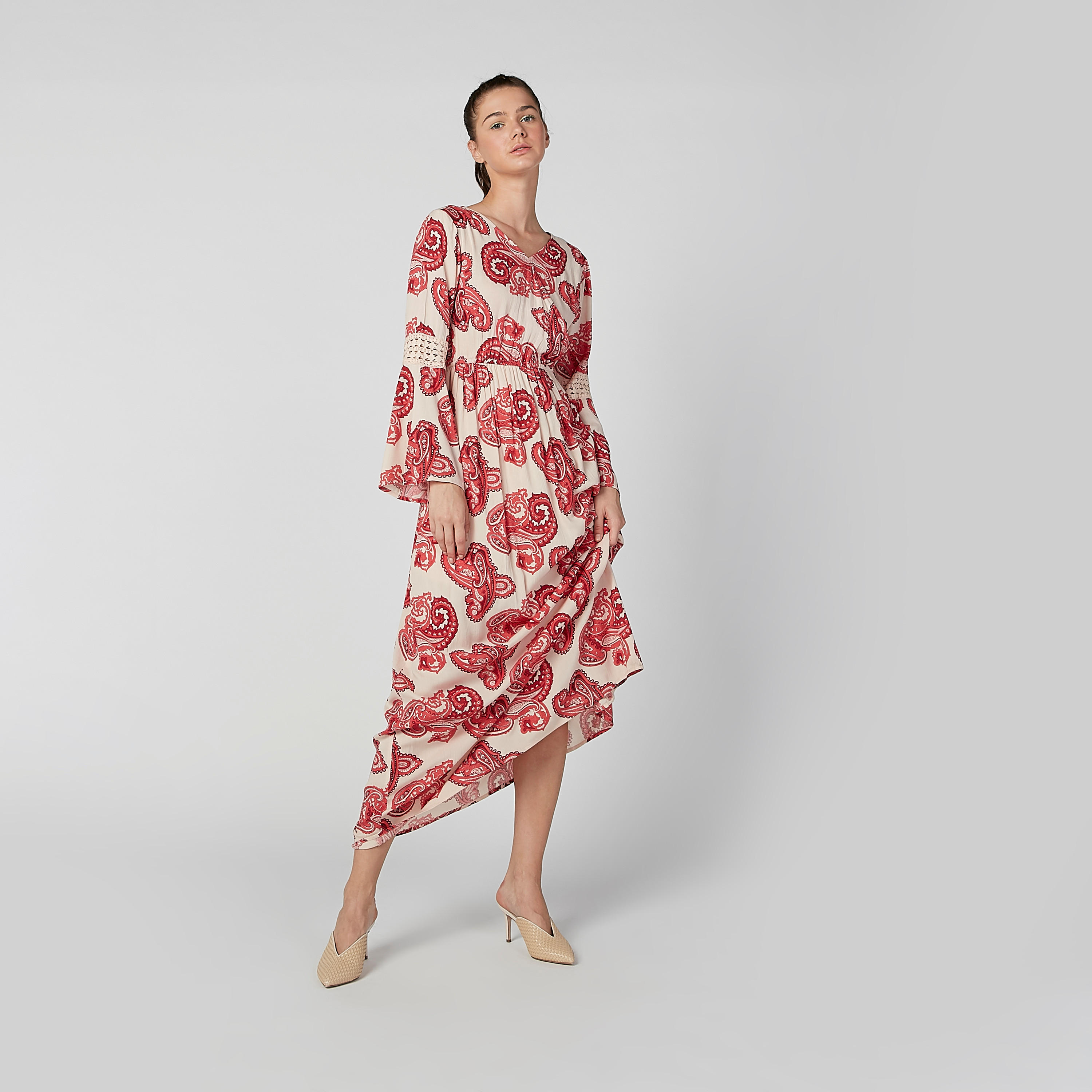 فستان مستدام إيه لاين بياقة V وأكمام عريضة وطبعات-women-clothing-dresses-image-5