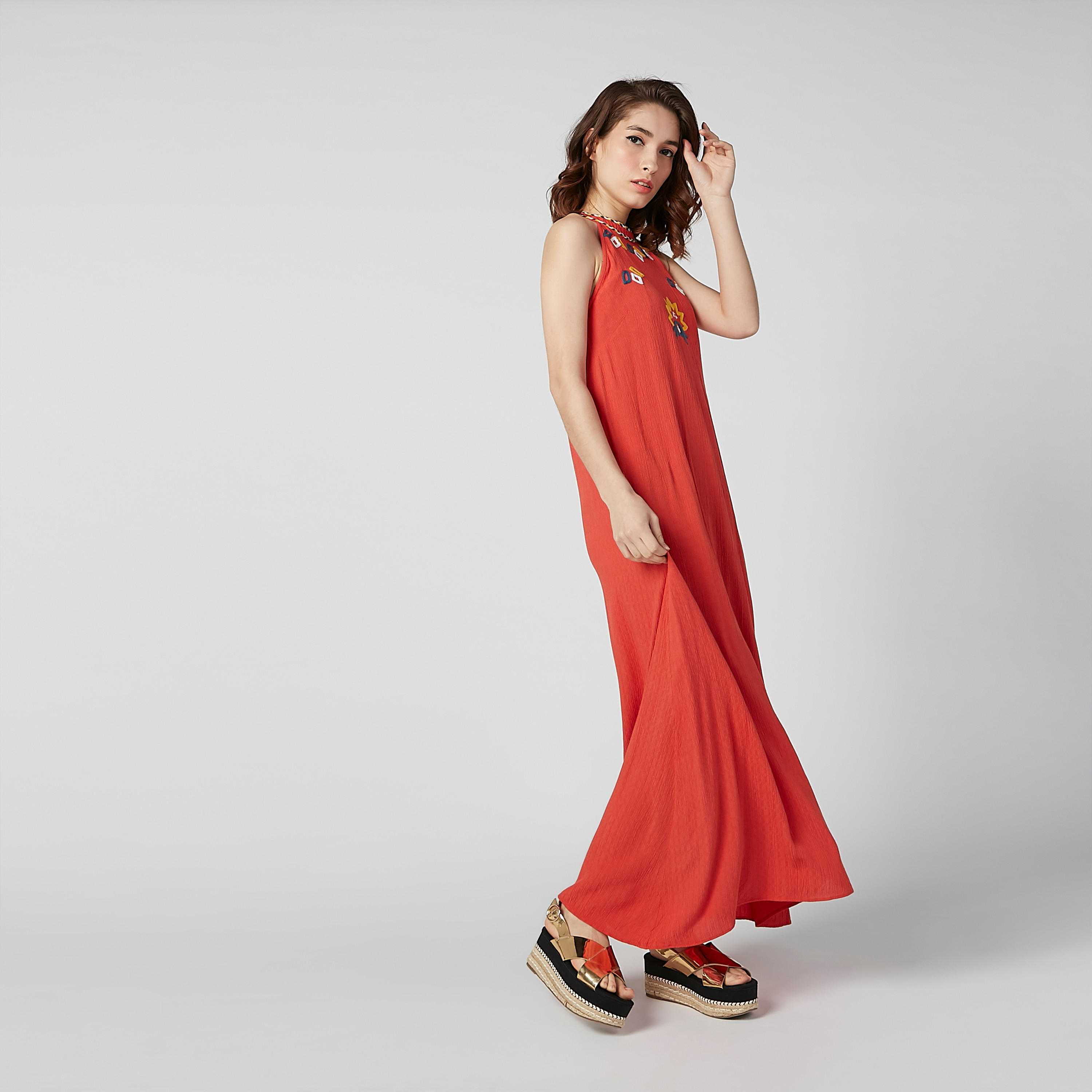 فستان مستدام طويل مطرّز إيه لاين دون أكمام -women-clothing-dresses-image-5