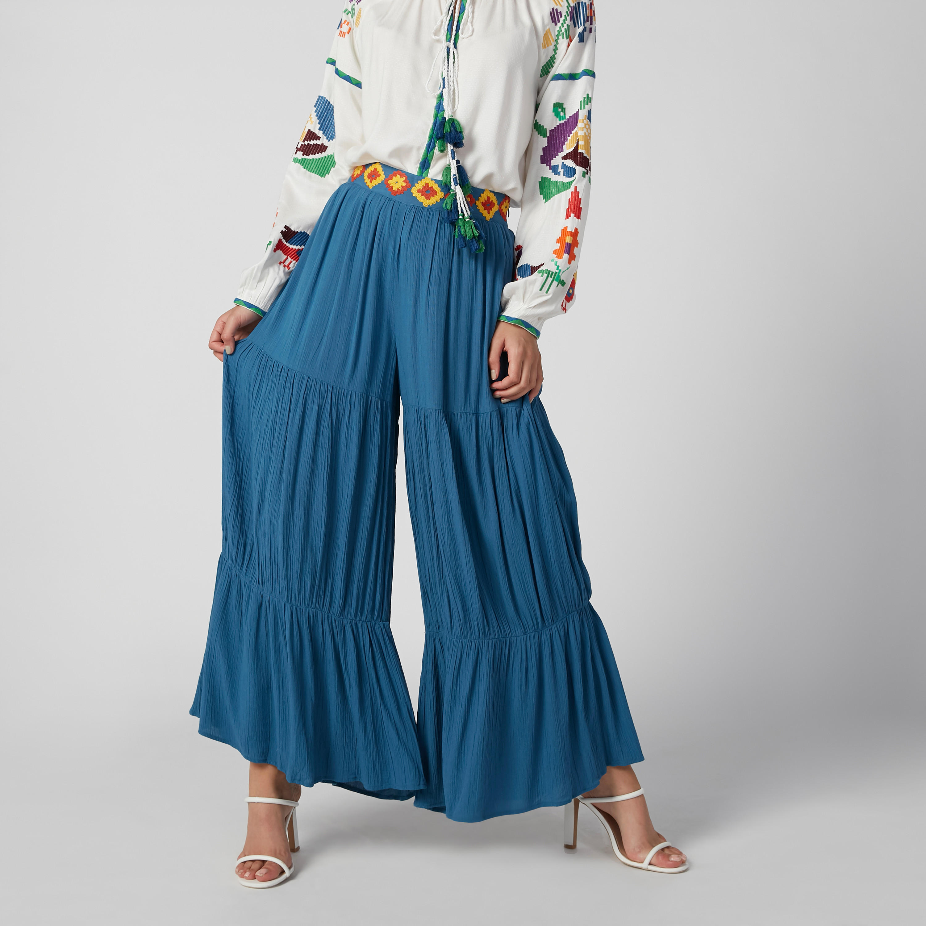بنطلون بالازو مستدام بارز الملمس بخصر مرتفع-women-clothing-bottoms-trousers-image-2