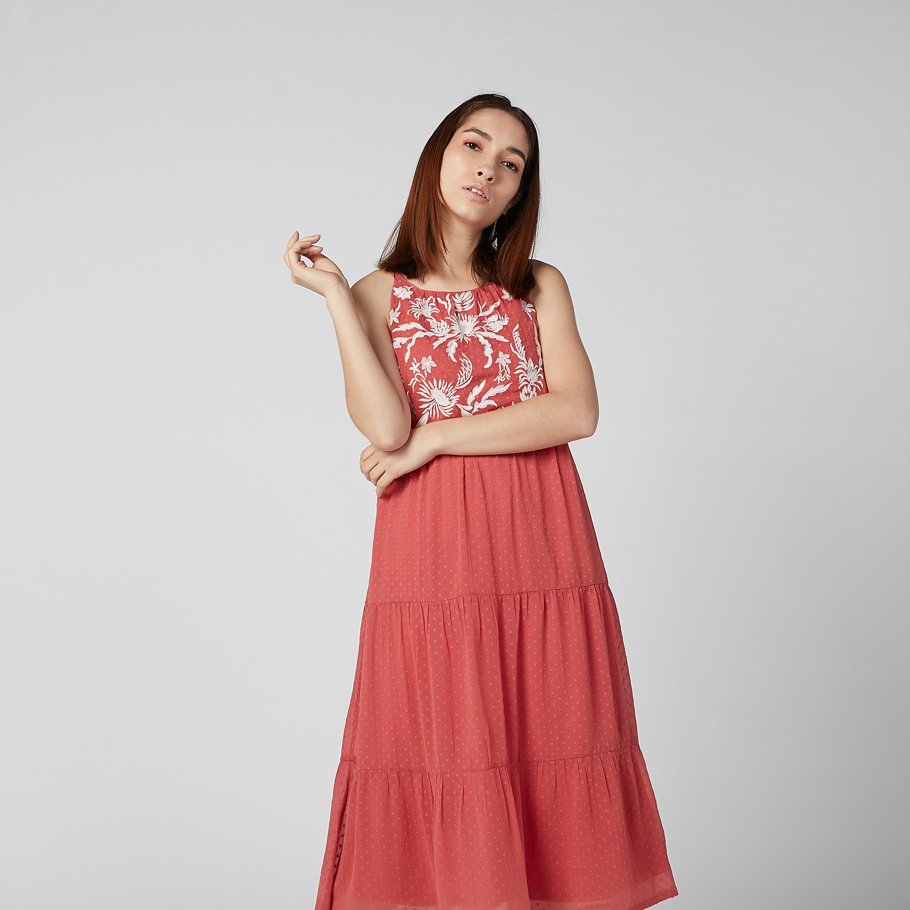 فستان مستدام ميدي إيه لاين مطرّز دون أكمام -women-clothing-dresses-image-3