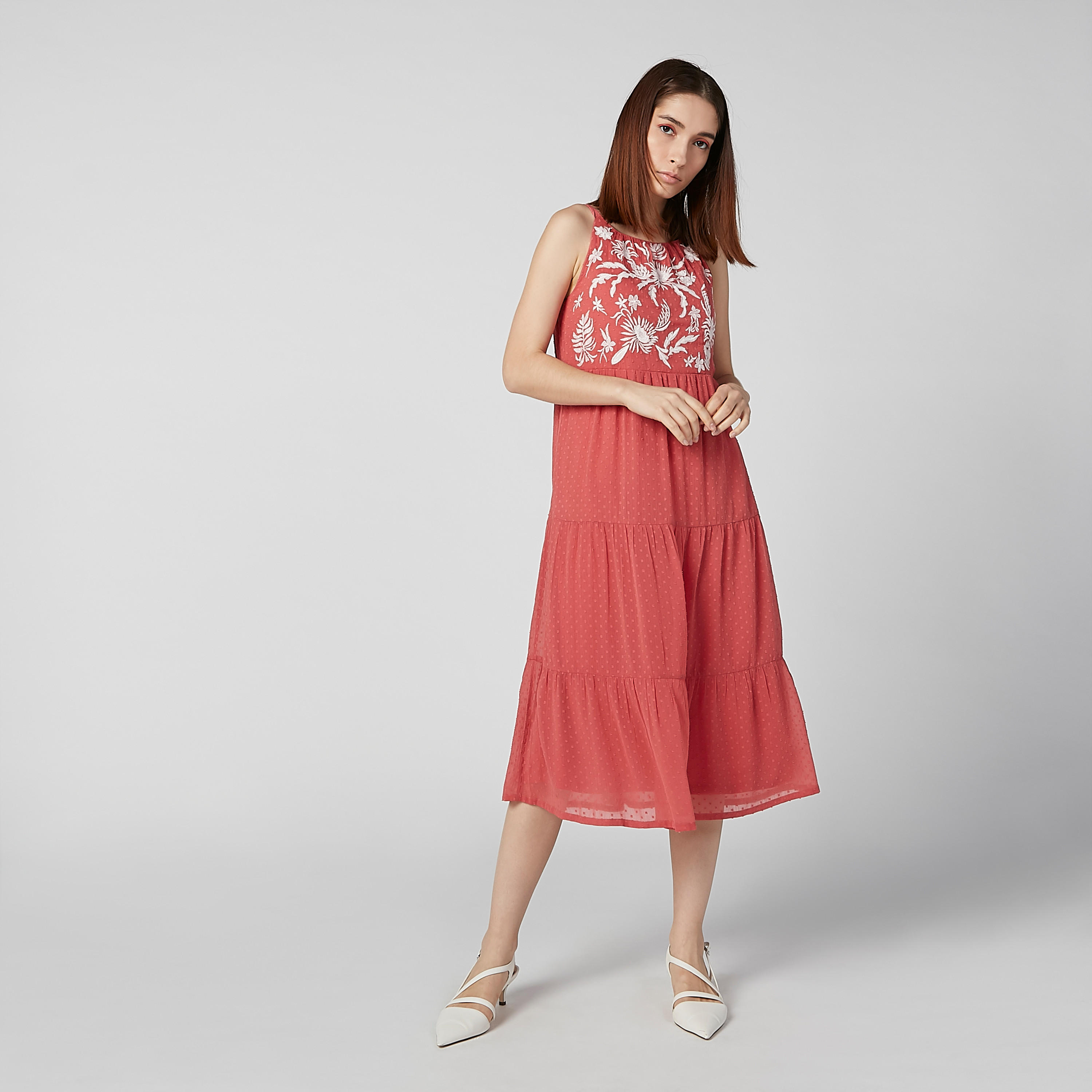 فستان مستدام ميدي إيه لاين مطرّز دون أكمام -women-clothing-dresses-image-5