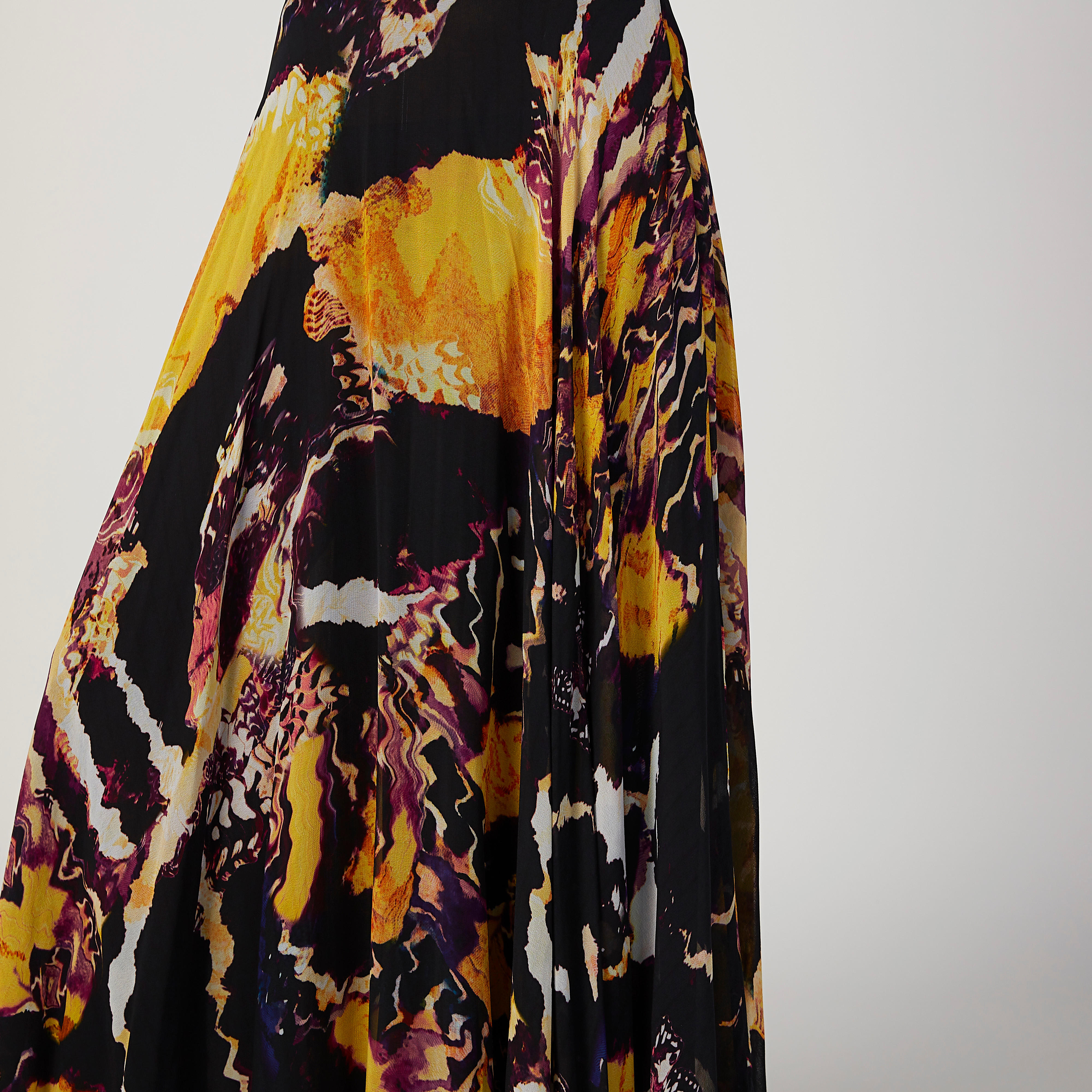 تنورة ماكسي إيه لاين بخصر مطّاطي وطبعات-women-clothing-bottoms-skirts-image-3