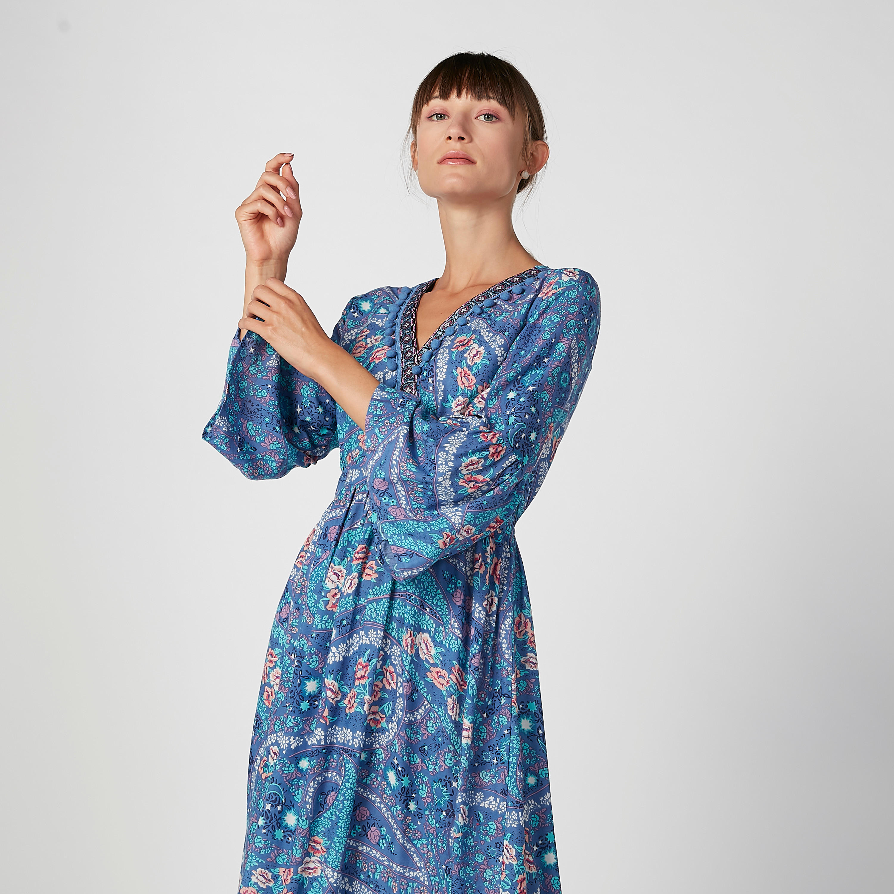 فستان طويل إيه لاين بأكمام واسعة وطبعات-women-clothing-dresses-image-3