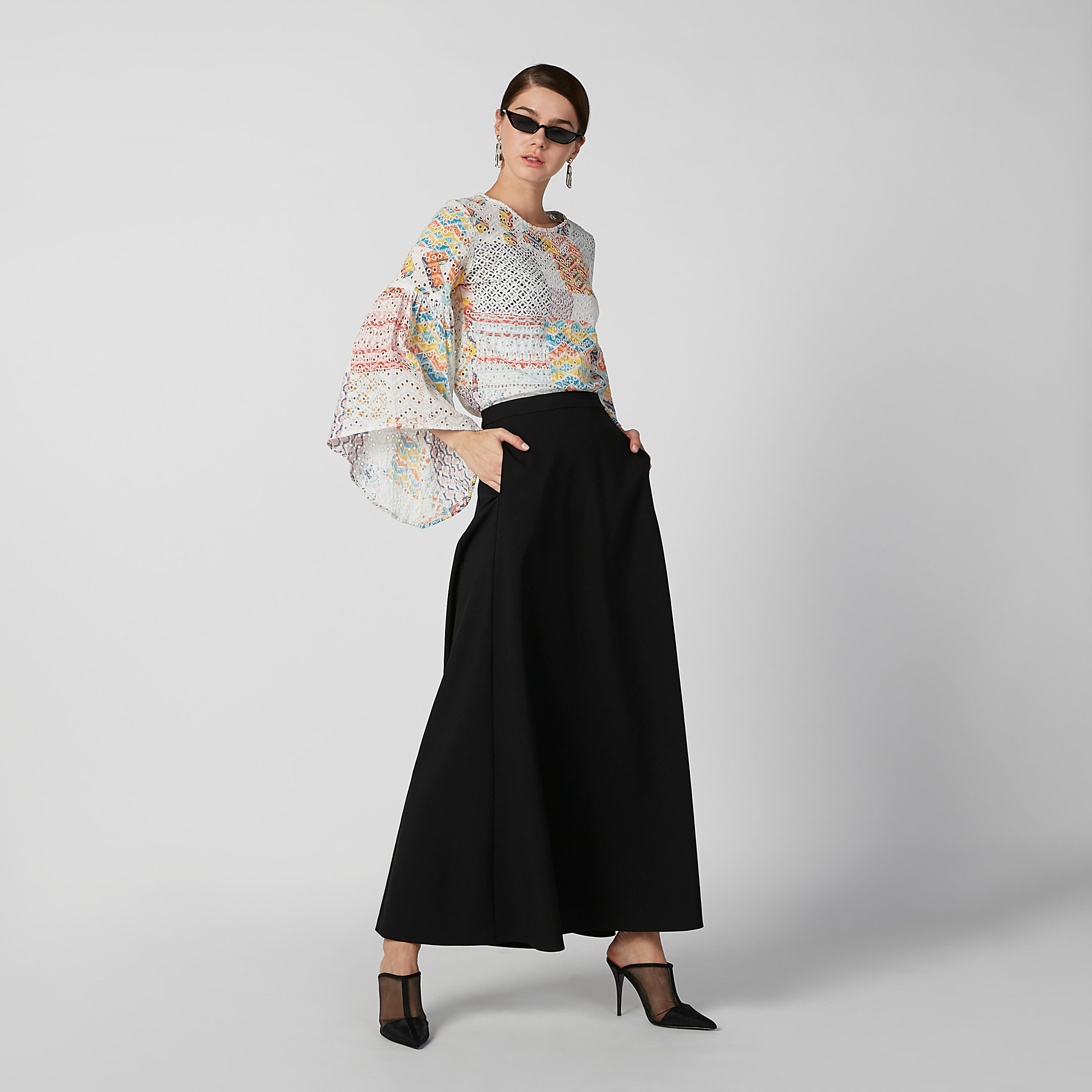 بلوزة مستدامة شيفلي بياقة قارب وأكمام واسعة -women-clothing-shirtsandblouses-blouses-image-6