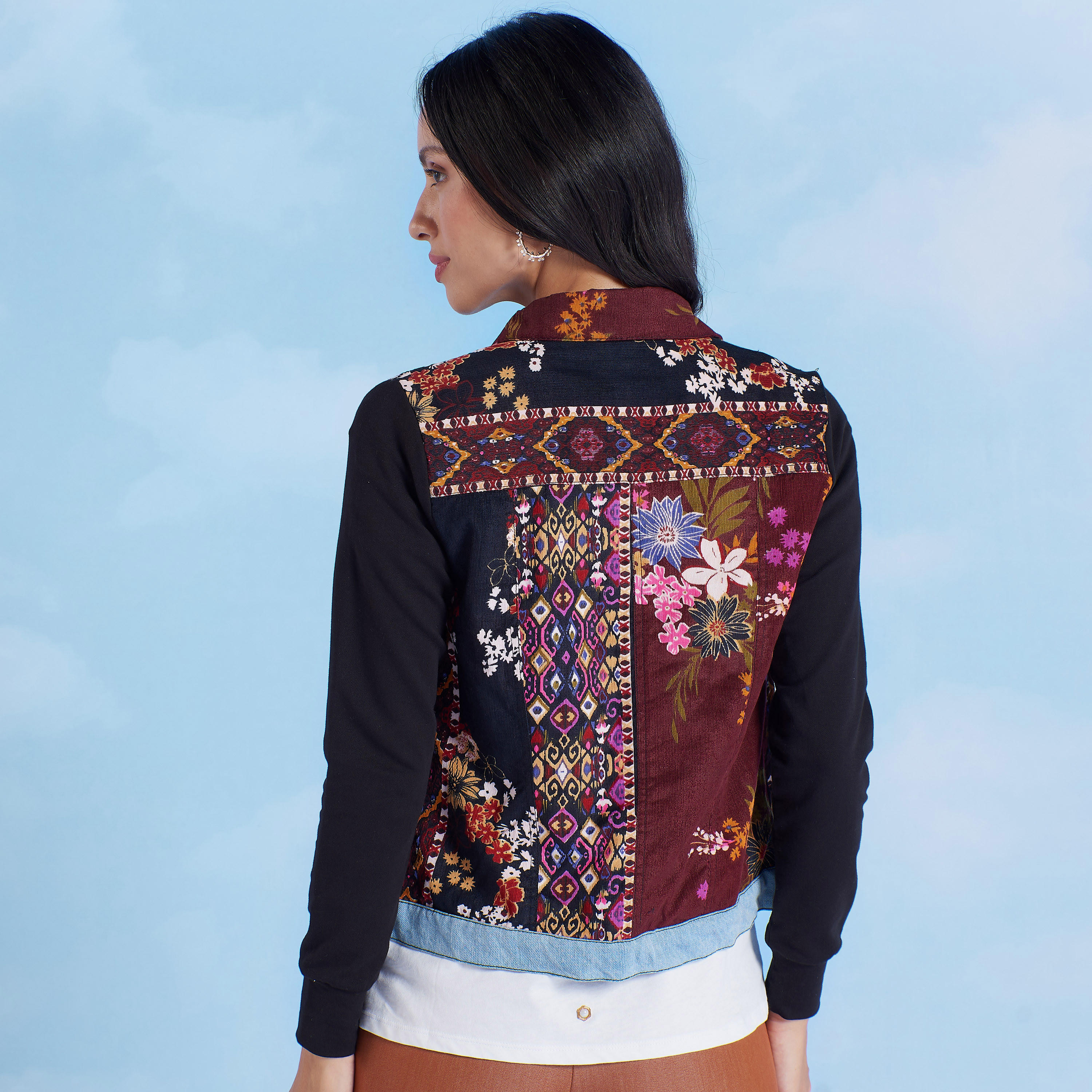 Slim Fit Paisley Printed Denim Jacket with Long Sleeves-women-winterwear-coatsandjackets-jackets-image-5