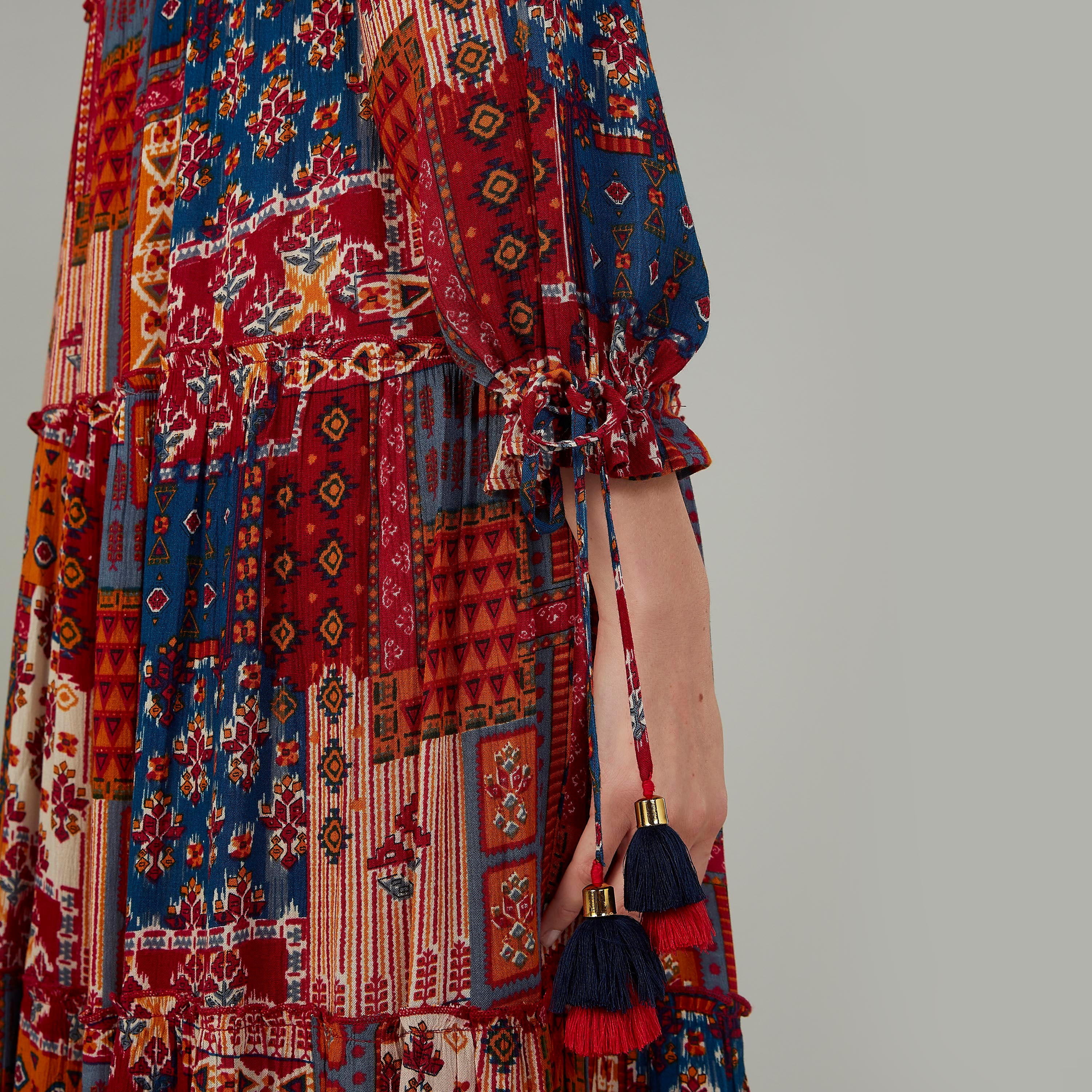 فستان مستدام إيه لاين طويل بياقة V وأكمام طويلة بطبعات -women-clothing-dresses-image-3