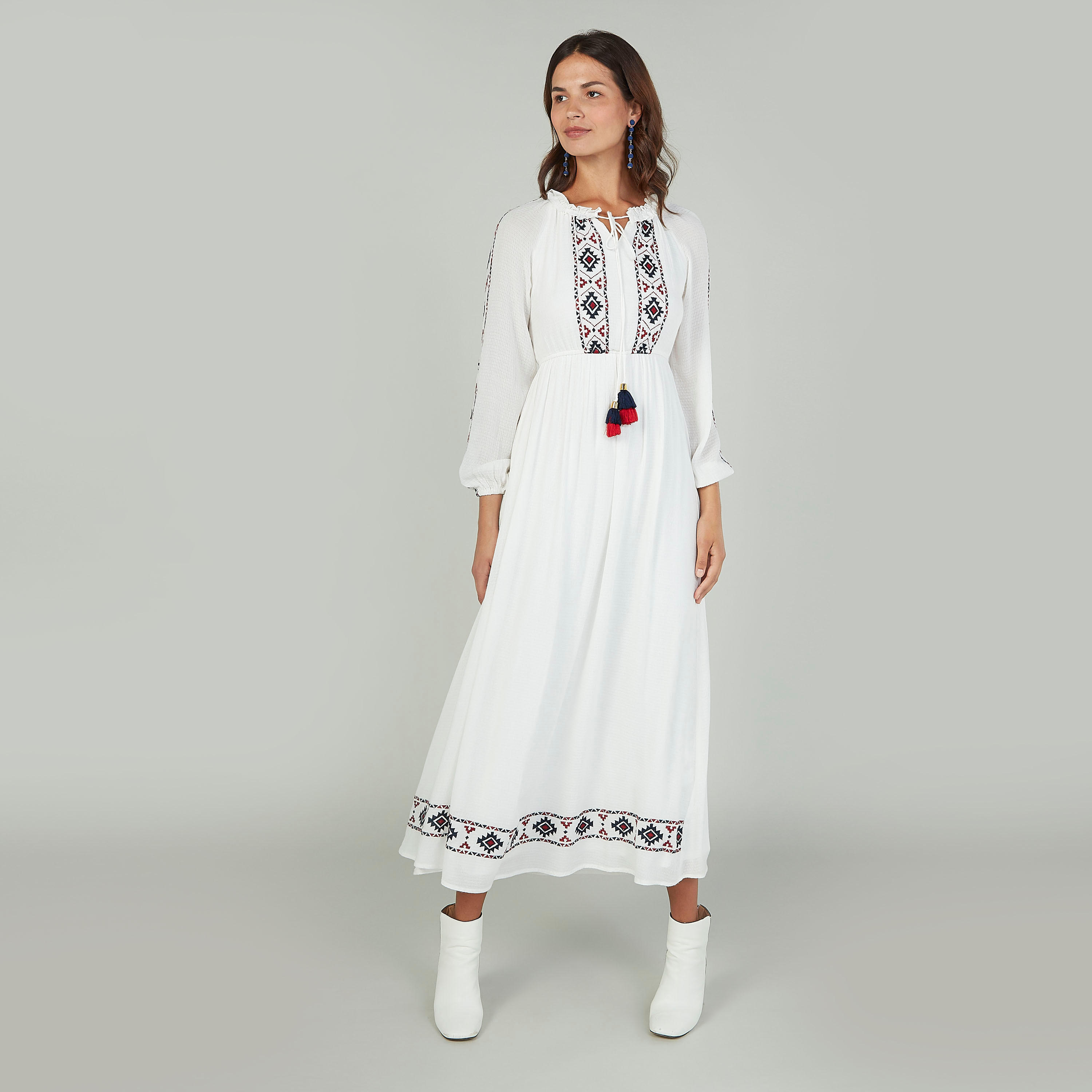 فستان مستدام طويل إيه لاين بأكمام طويلة مطرز -women-clothing-dresses-image-1