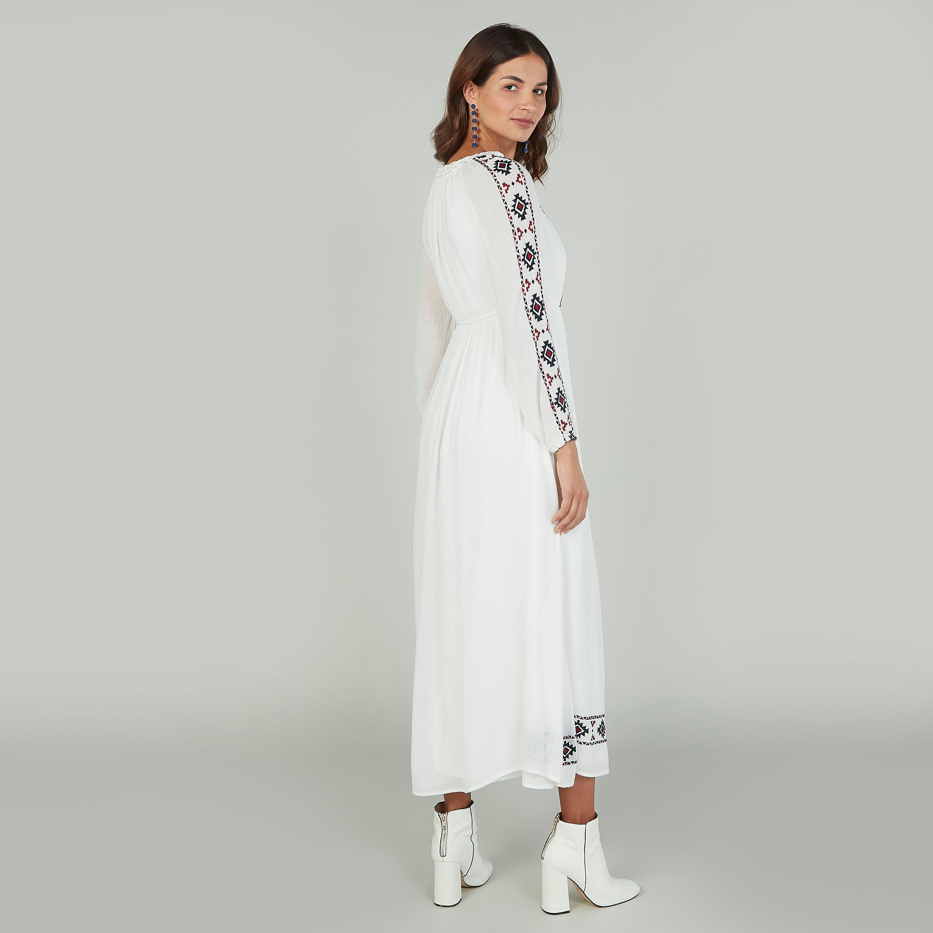 فستان مستدام طويل إيه لاين بأكمام طويلة مطرز -women-clothing-dresses-image-5