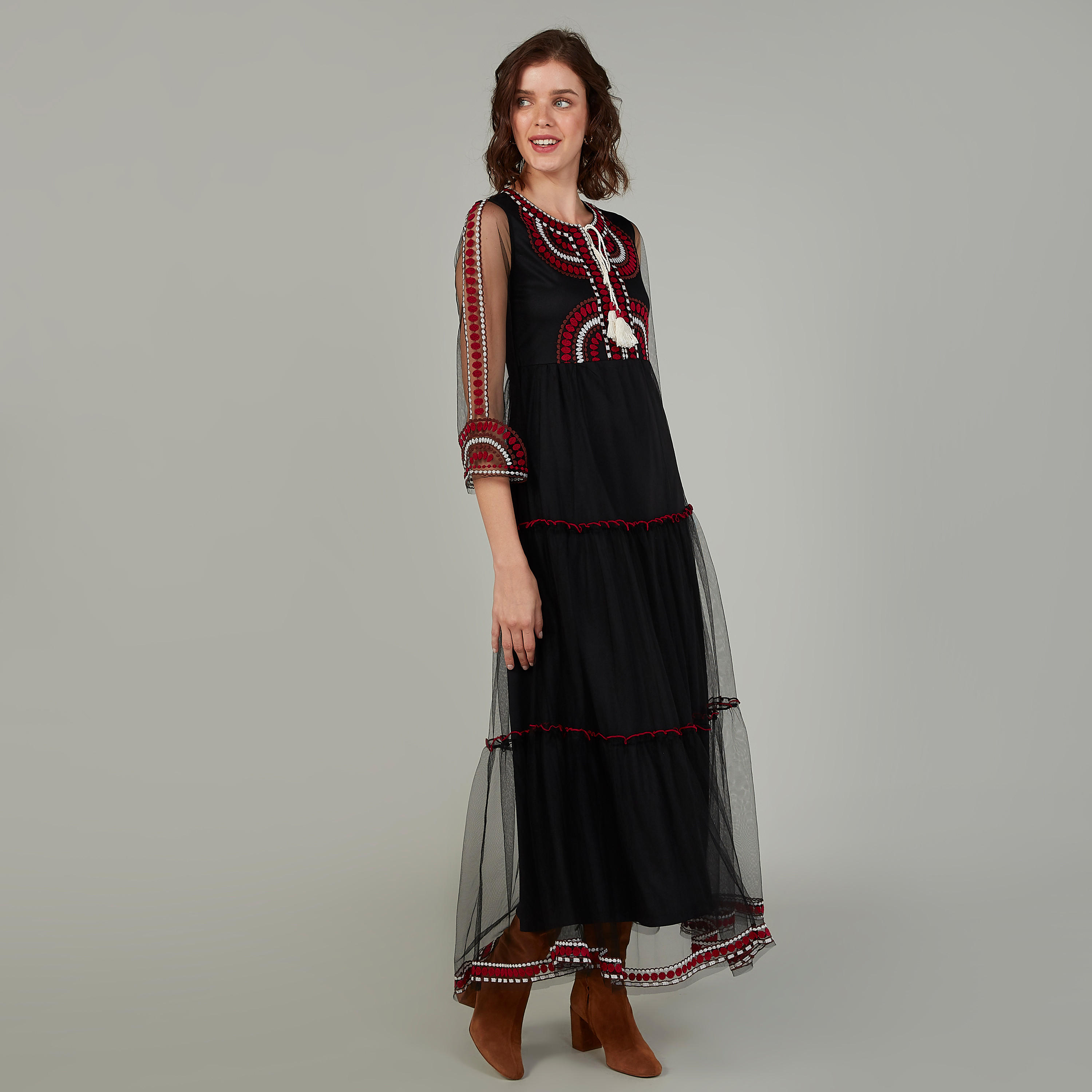 فستان إيه لاين طويل بأكمام 3/4 وأربطة وتفاصيل مطرزة-women-clothing-dresses-image-2