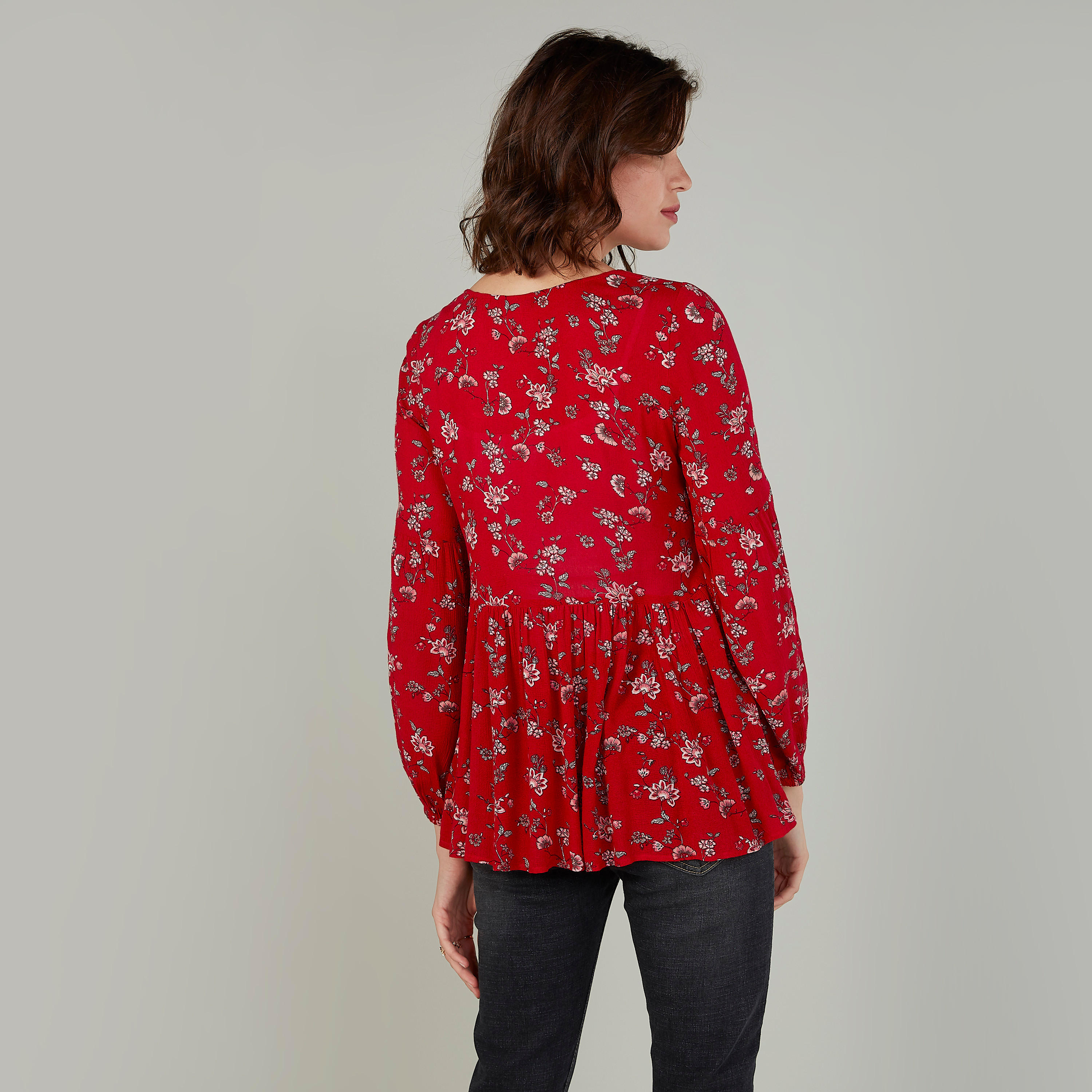 بلوزة مستدامة بأكمام طويلة وأربطة وطبعات -women-clothing-shirtsandblouses-blouses-image-4