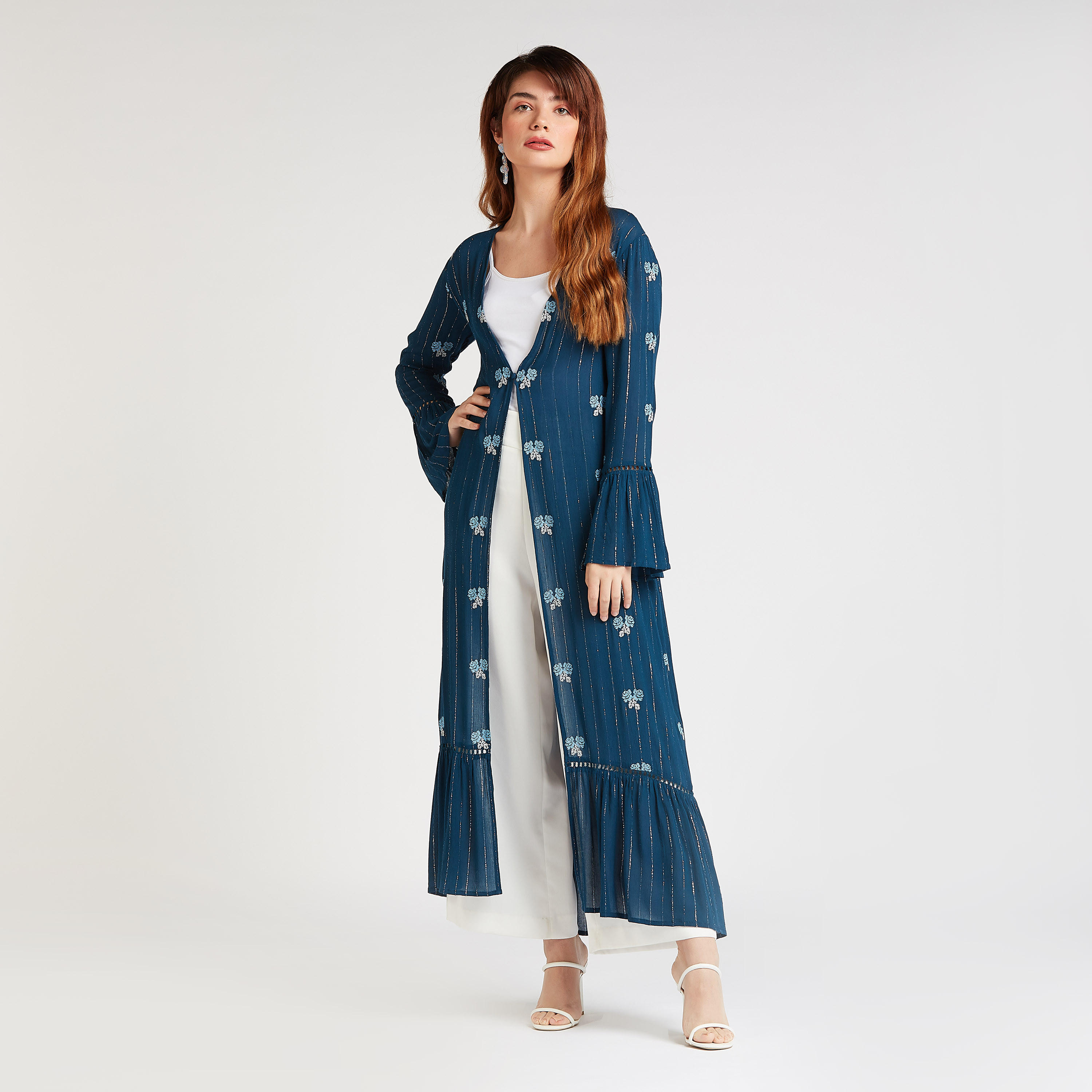 جاكيت طويل مطرّز بأكمام عريضة-women-winterwear-coatsandjackets-jackets-image-4
