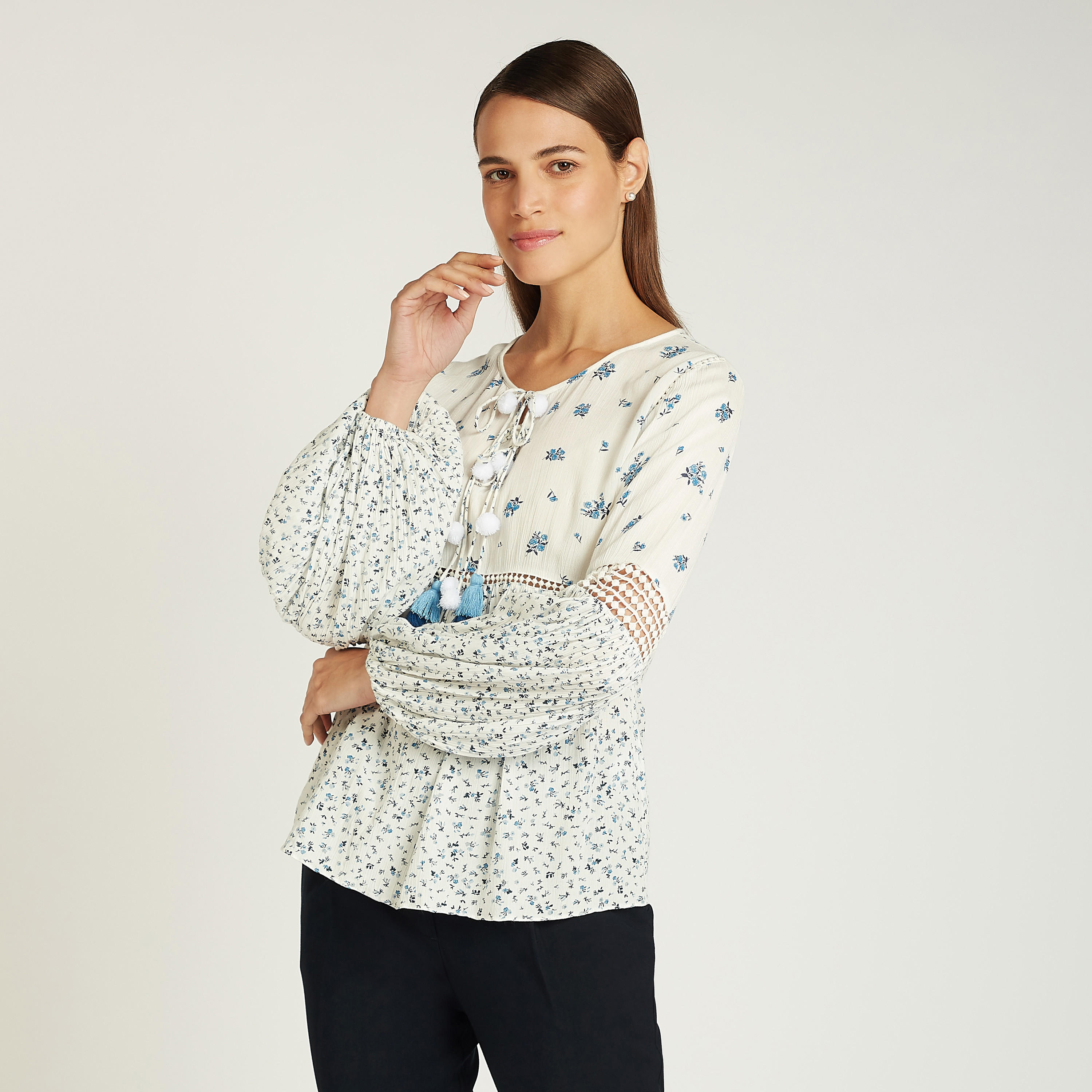 بلوزة بأكمام طويلة وأربطة وطبعات-women-clothing-shirtsandblouses-blouses-image-1