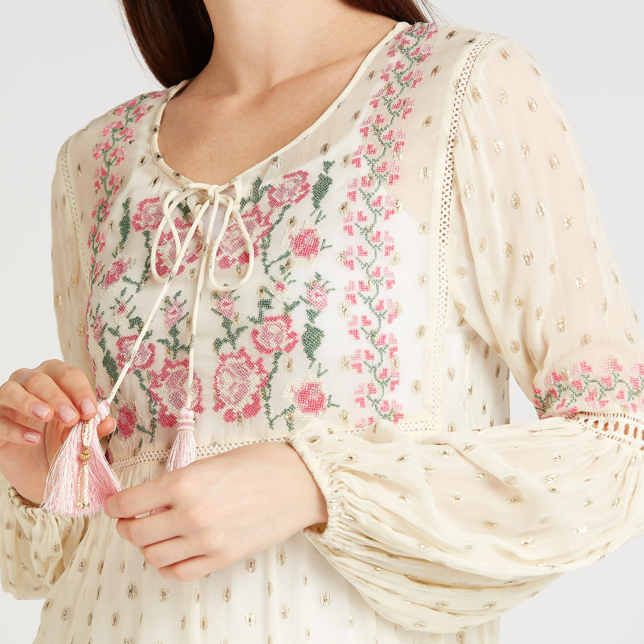 بلوزة مطرزة بأكمام بيشوب وأربطة-women-clothing-shirtsandblouses-blouses-image-3