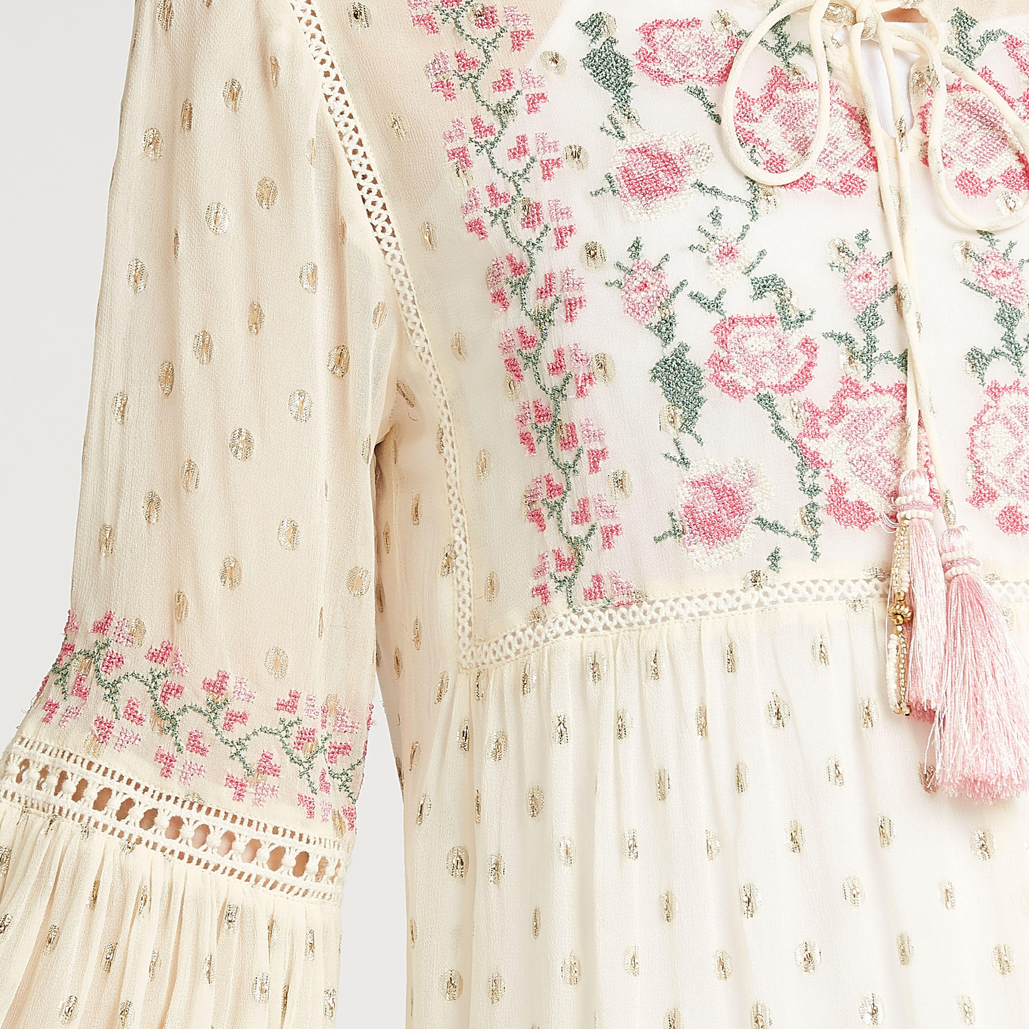 بلوزة مطرزة بأكمام بيشوب وأربطة-women-clothing-shirtsandblouses-blouses-image-5