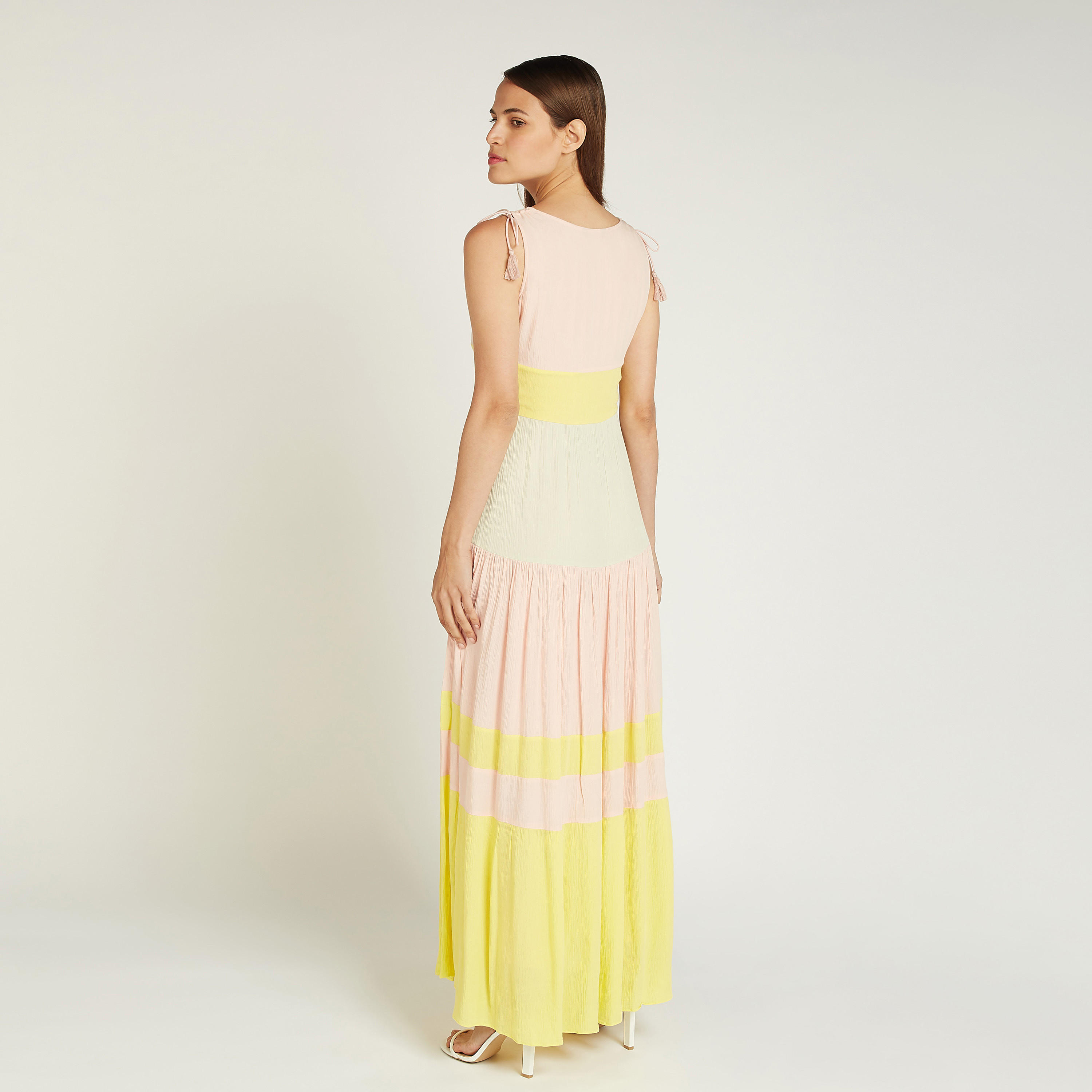 فستان مخطط طويل بياقة V وأربطة-women-clothing-dresses-image-3