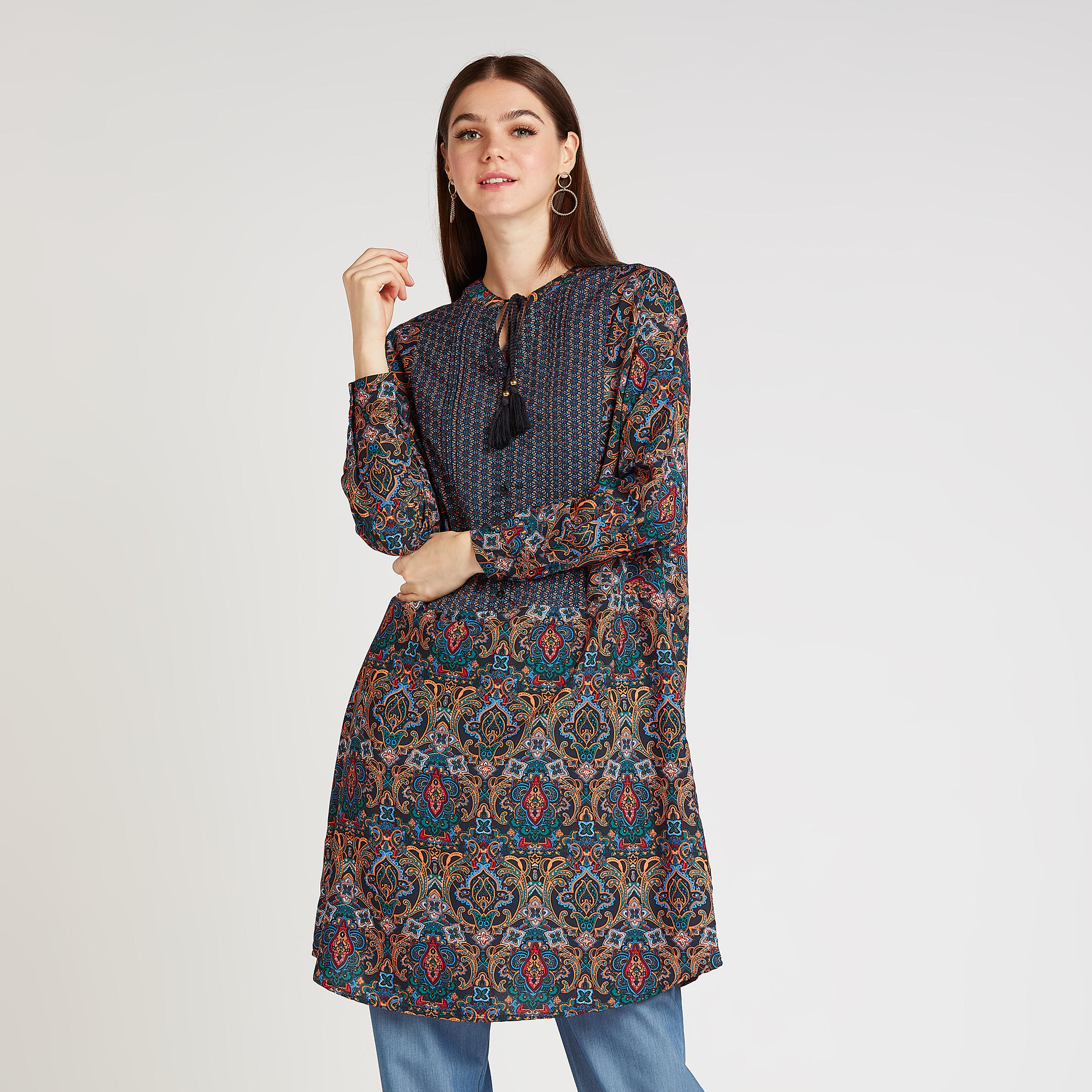 بلوزة طويلة بطبعات بأكمام طويلة وأربطة-women-clothing-shirtsandblouses-blouses-image-5