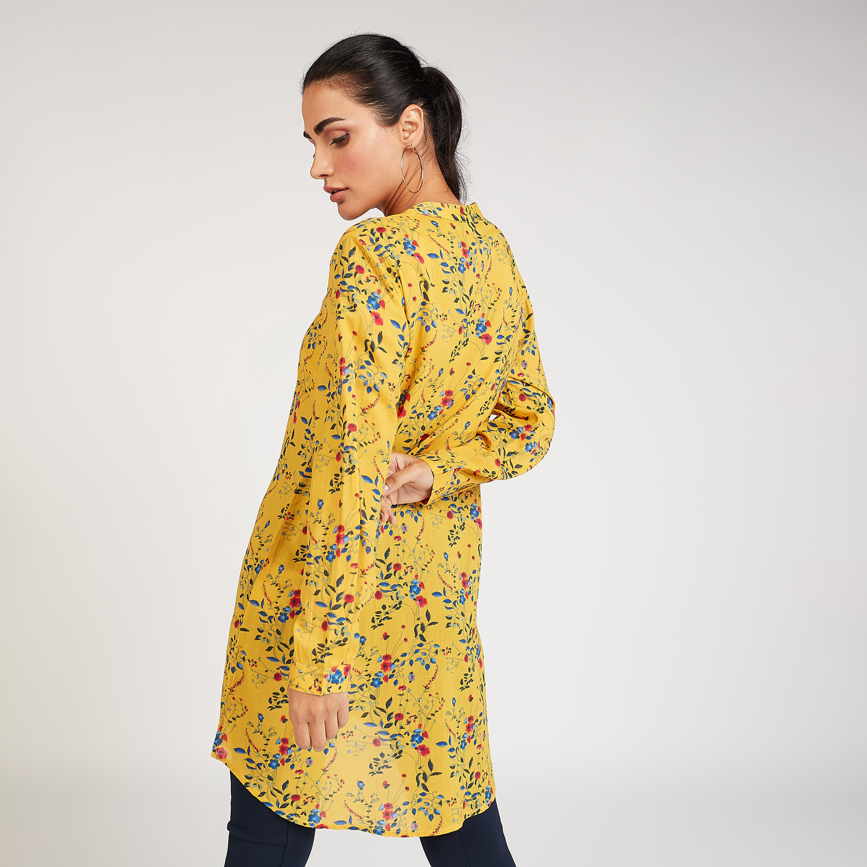 تونيك بياقة ماندارين وأكمام طويلة وطبعات أزهار-women-clothing-shirtsandblouses-blouses-image-4