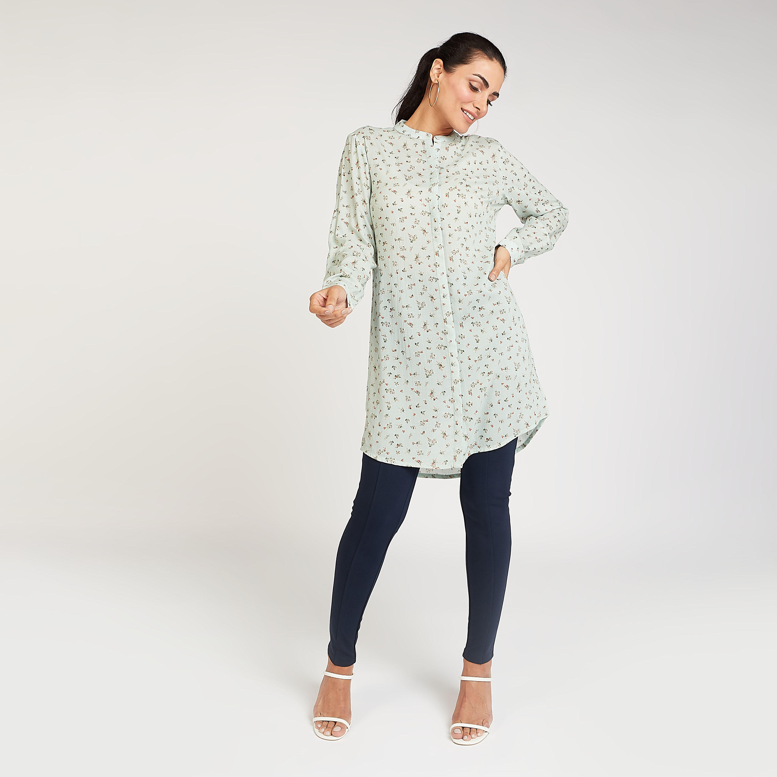 بلوزة بياقة ماندارين وأكمام طويلة وطبعات أزهار-women-clothing-shirtsandblouses-blouses-image-5
