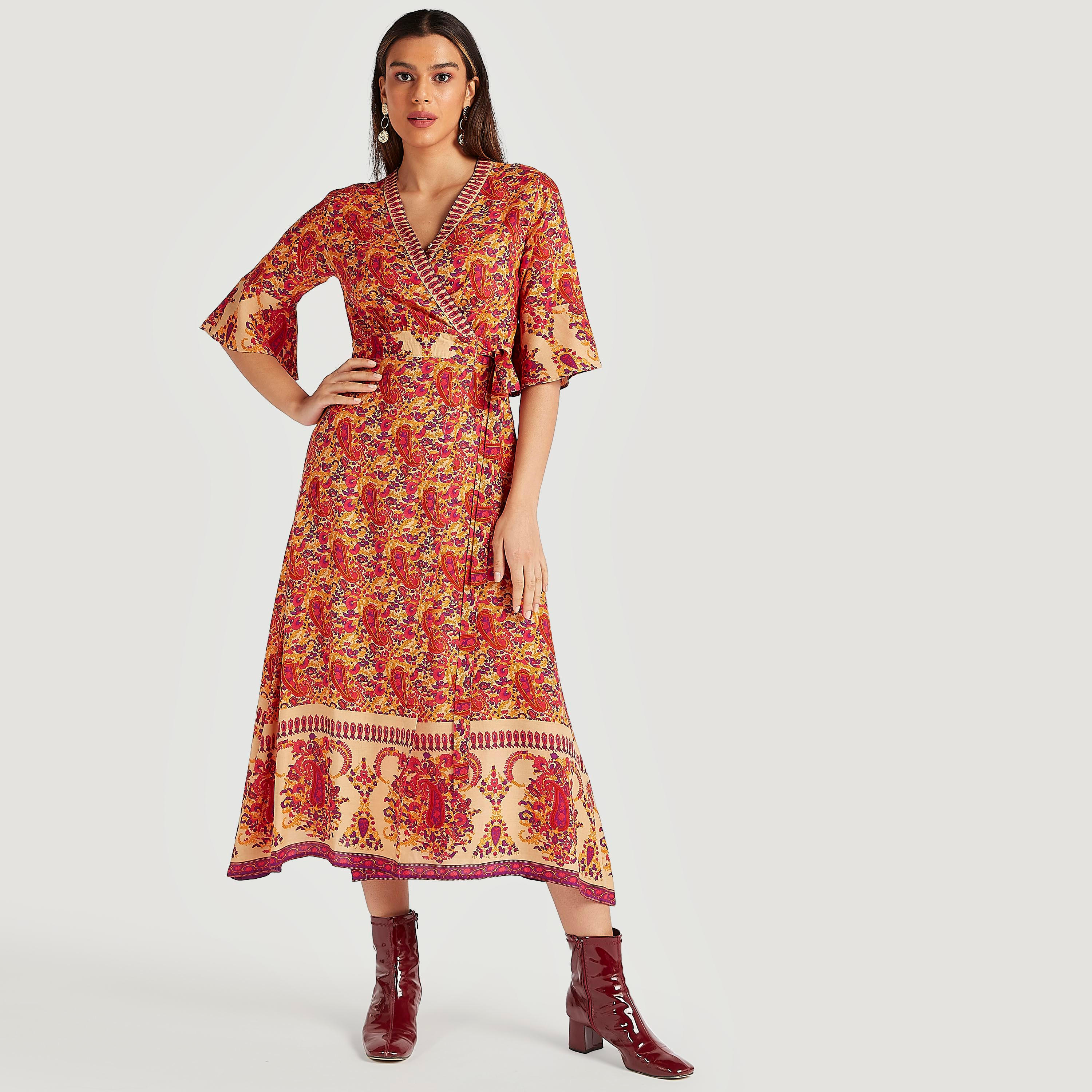 فستان ميدي إيه لاين بأربطة وطبعات بيزلي-women-clothing-dresses-image-2
