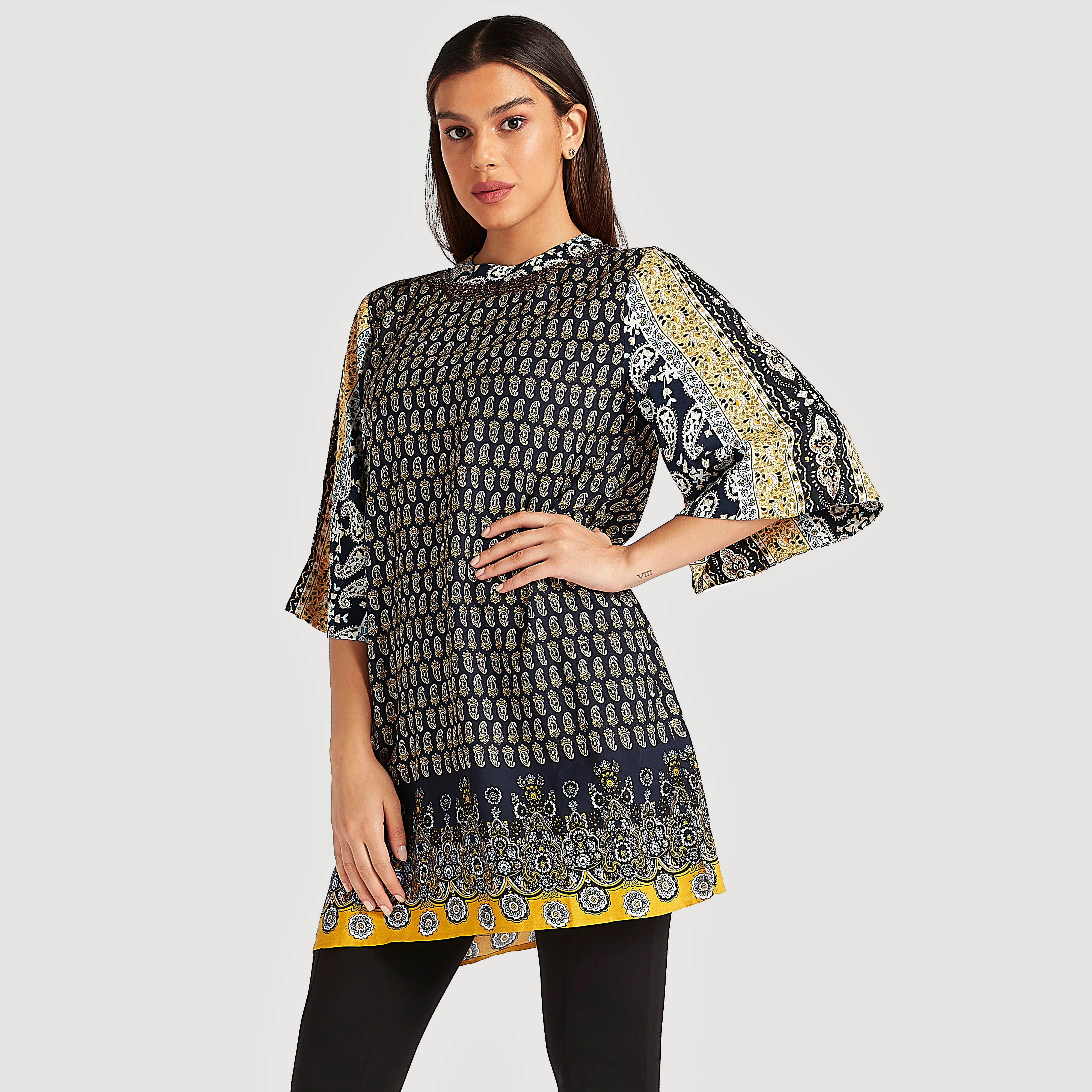 بلوزة طويلة بطبعات بيزلي وياقة مزيّنة-women-clothing-shirtsandblouses-blouses-image-1