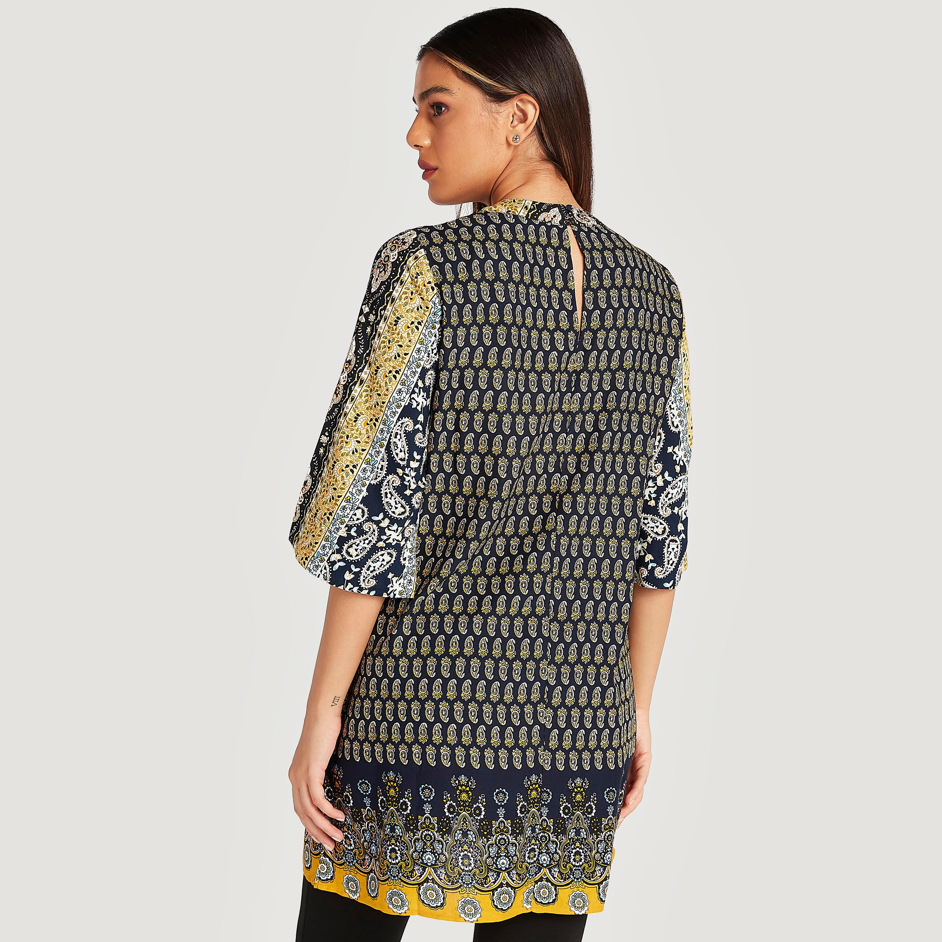 بلوزة طويلة بطبعات بيزلي وياقة مزيّنة-women-clothing-shirtsandblouses-blouses-image-3