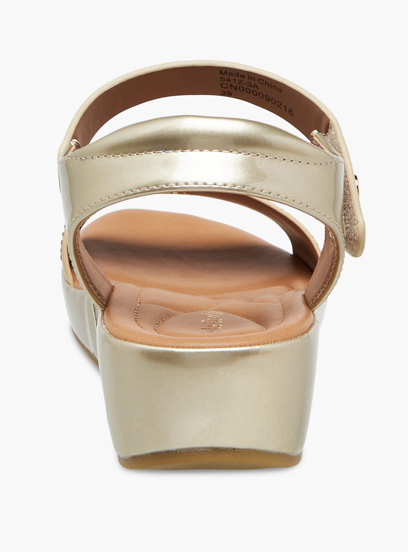 صندل بكعب ويدج وتزيينات للنساء من لو كونفورت-women-shoes-sandals-heeled-image-5