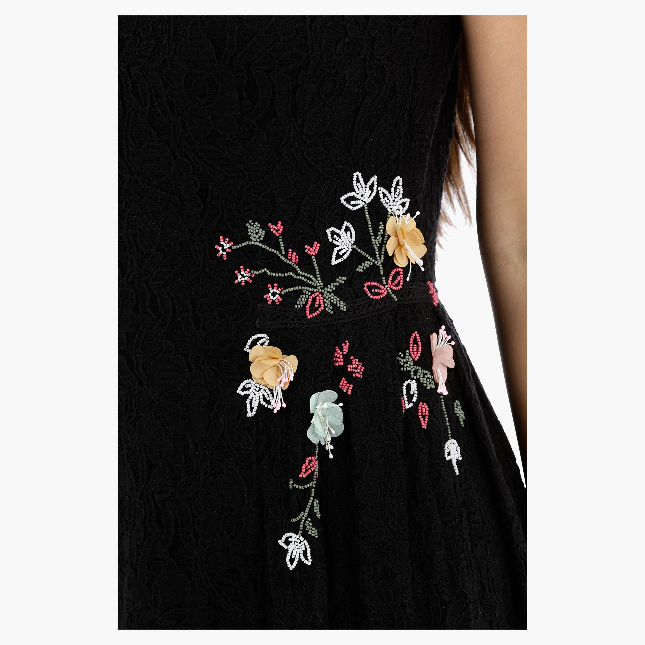 Sleeveless Maxi Dress With Lace and Bead Detailing-women-clothing-dresses-image-4
