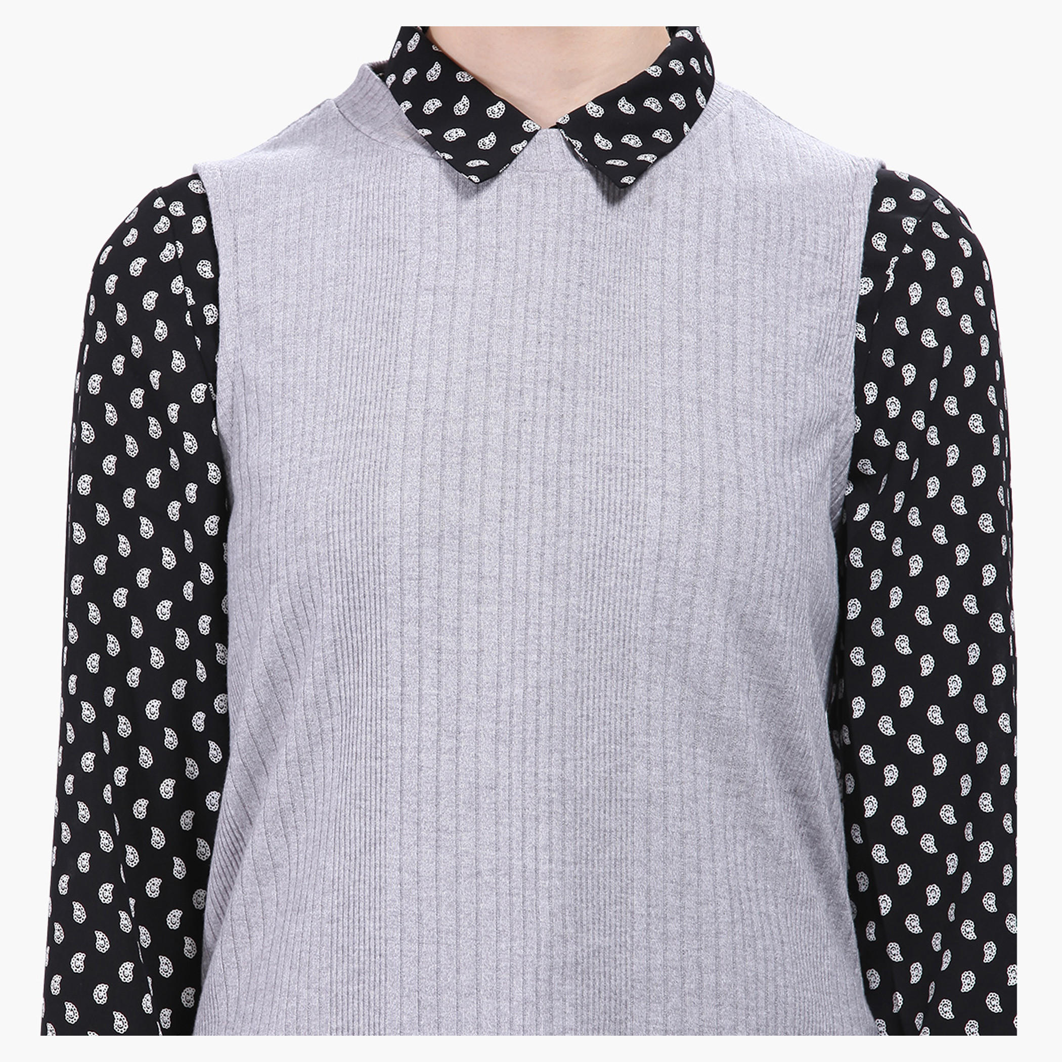 Ribbed Sleeveless Sweater with Round Neck-women-clothing-cardigansandjumpers-jumpers-image-9