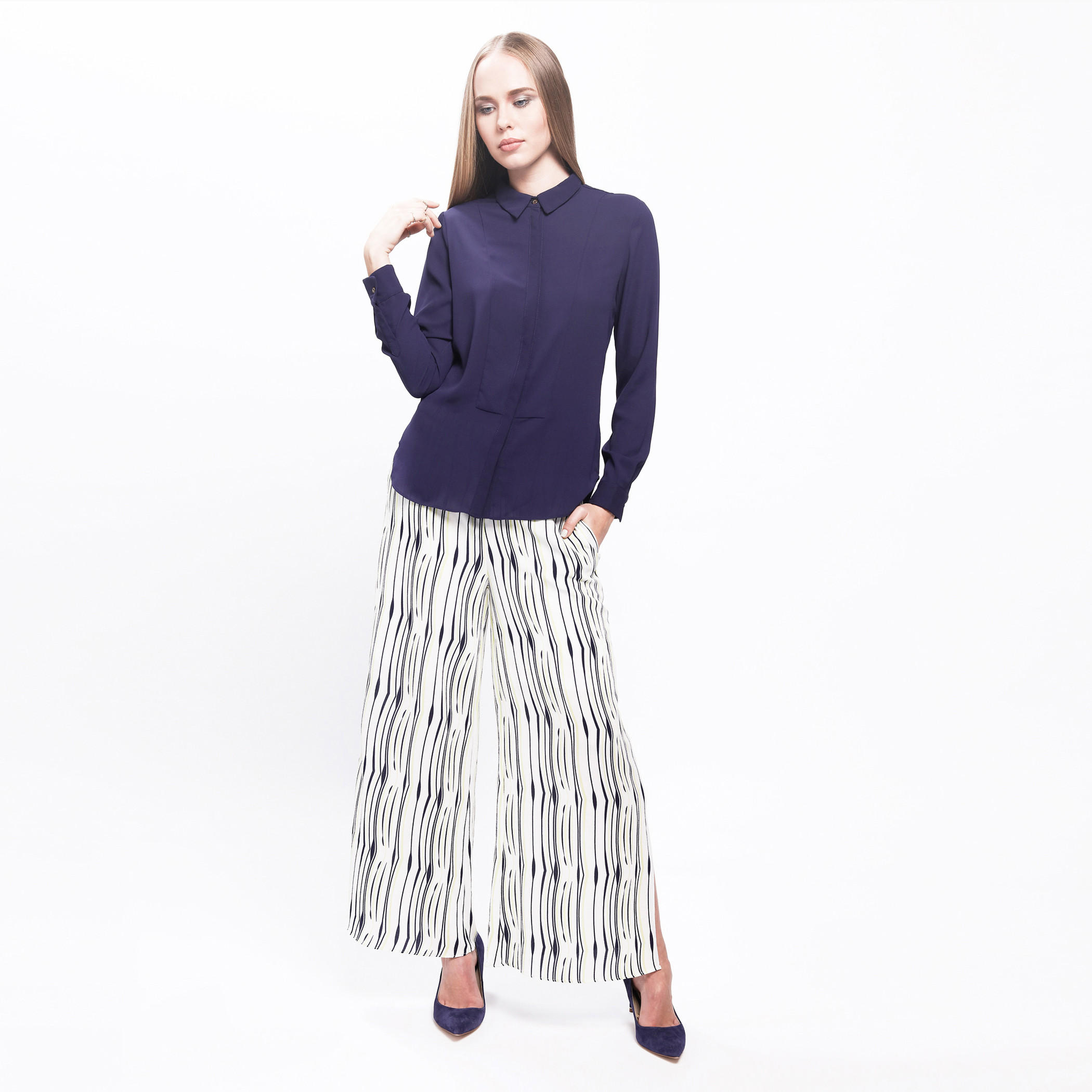 Layered Shirt with Long Sleeves and Tie Back-women-clothing-shirtsandblouses-blouses-image-10