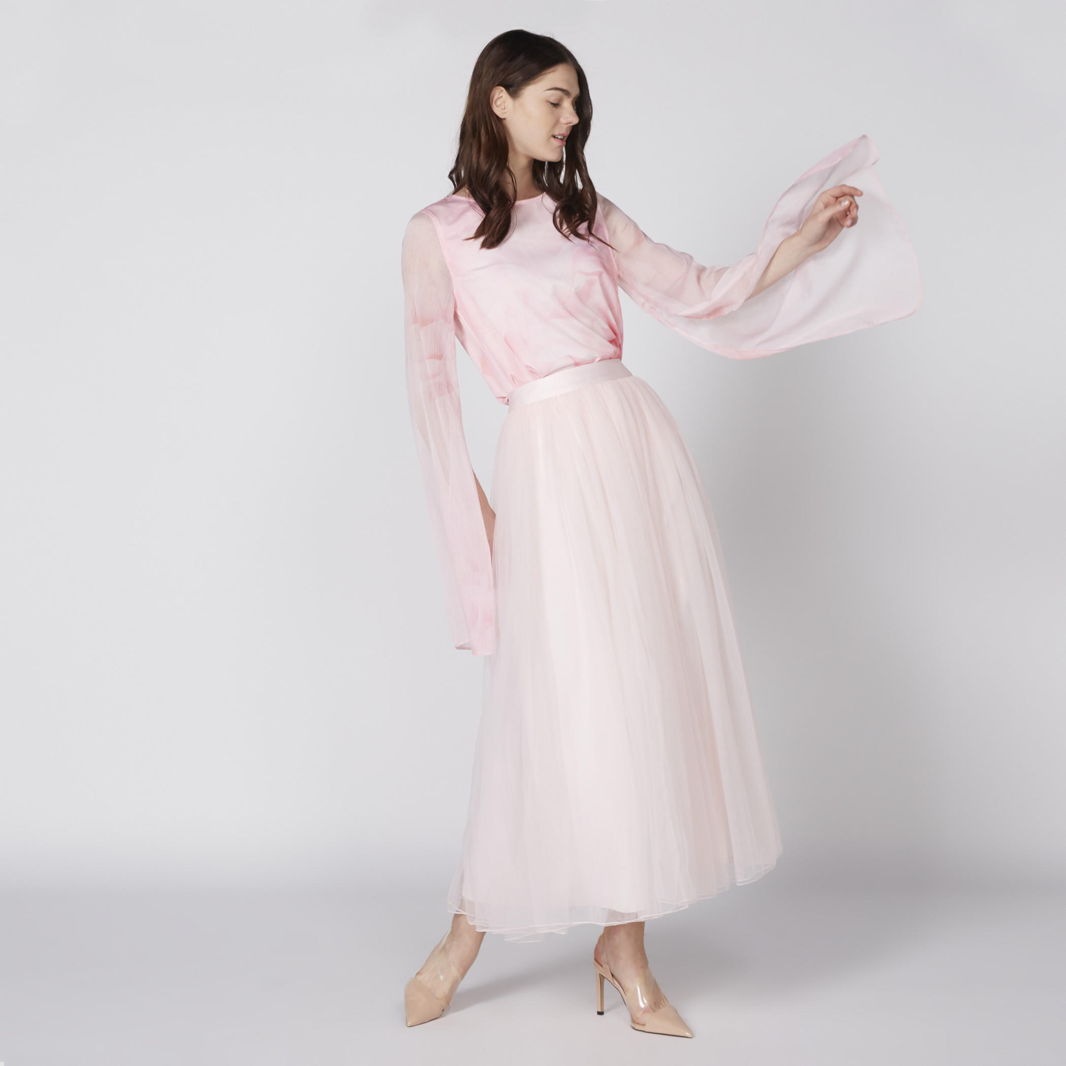 بلوزة بياقة مستديرة وأكمام طويلة وطبعات-women-clothing-shirtsandblouses-blouses-image-2