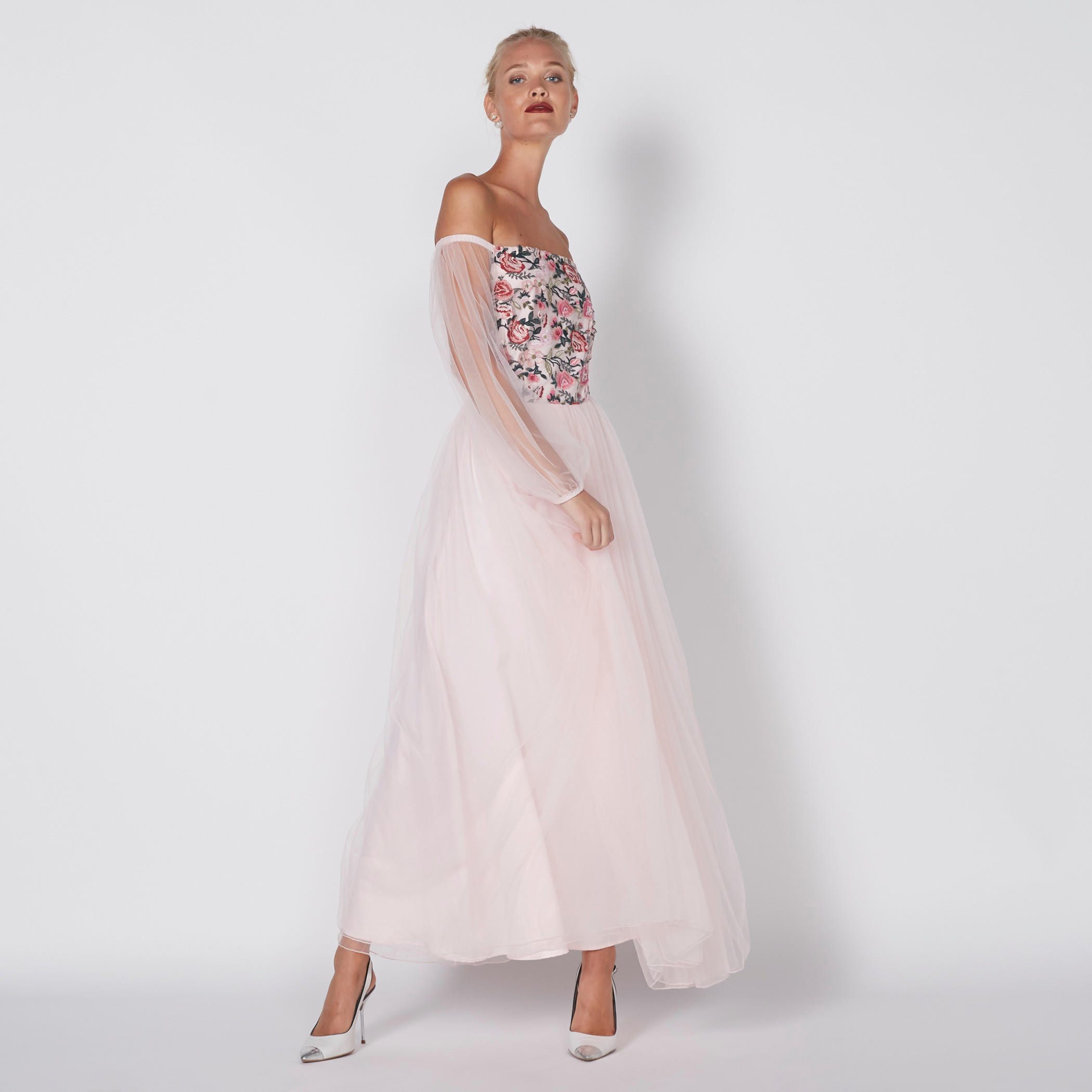 فستان طويل مطرّز ومكشوف الأكتاف بأكمام طويلة-women-clothing-dresses-image-3