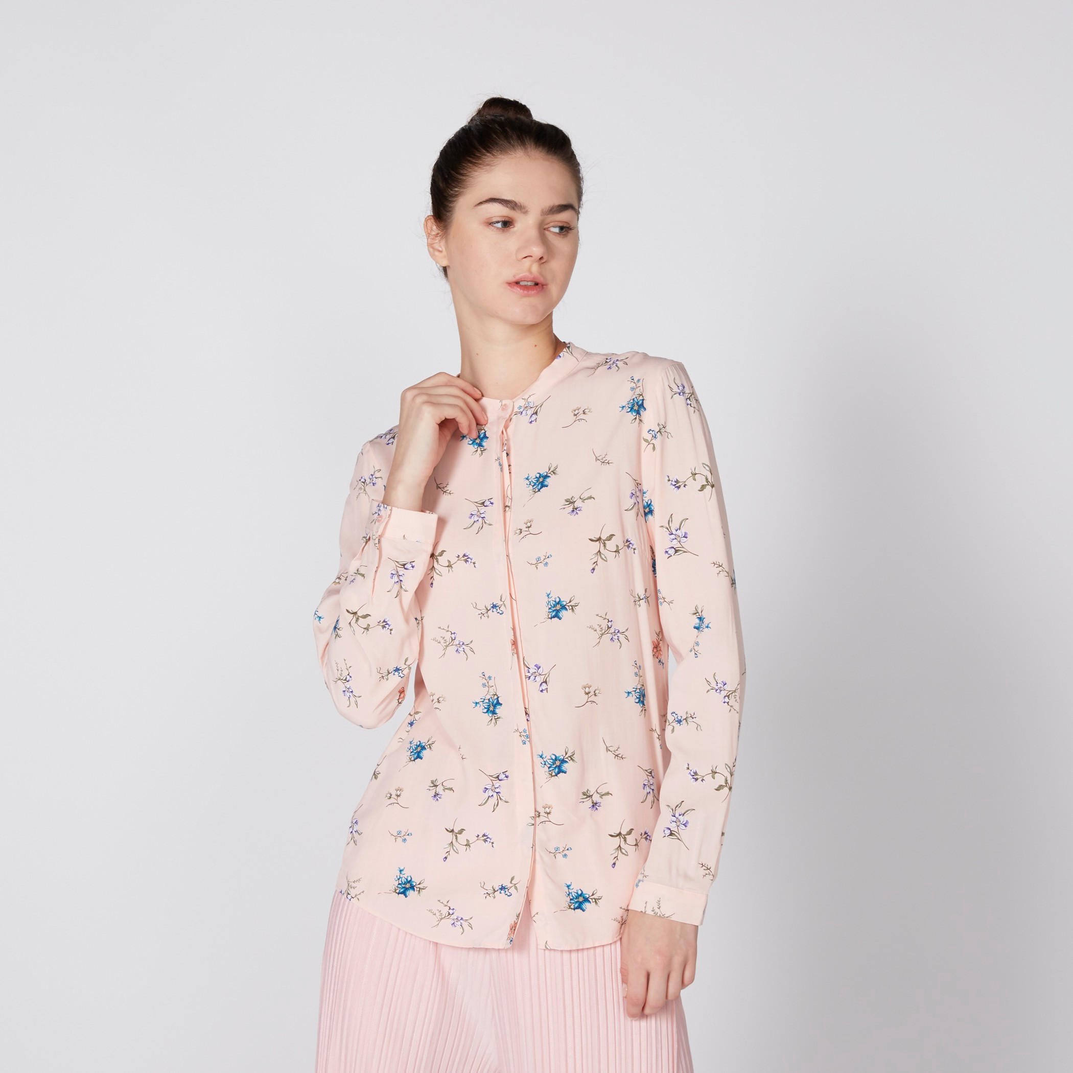 قميص بأكمام طويلة وأزرار وطبعات-women-clothing-shirtsandblouses-shirts-image-4