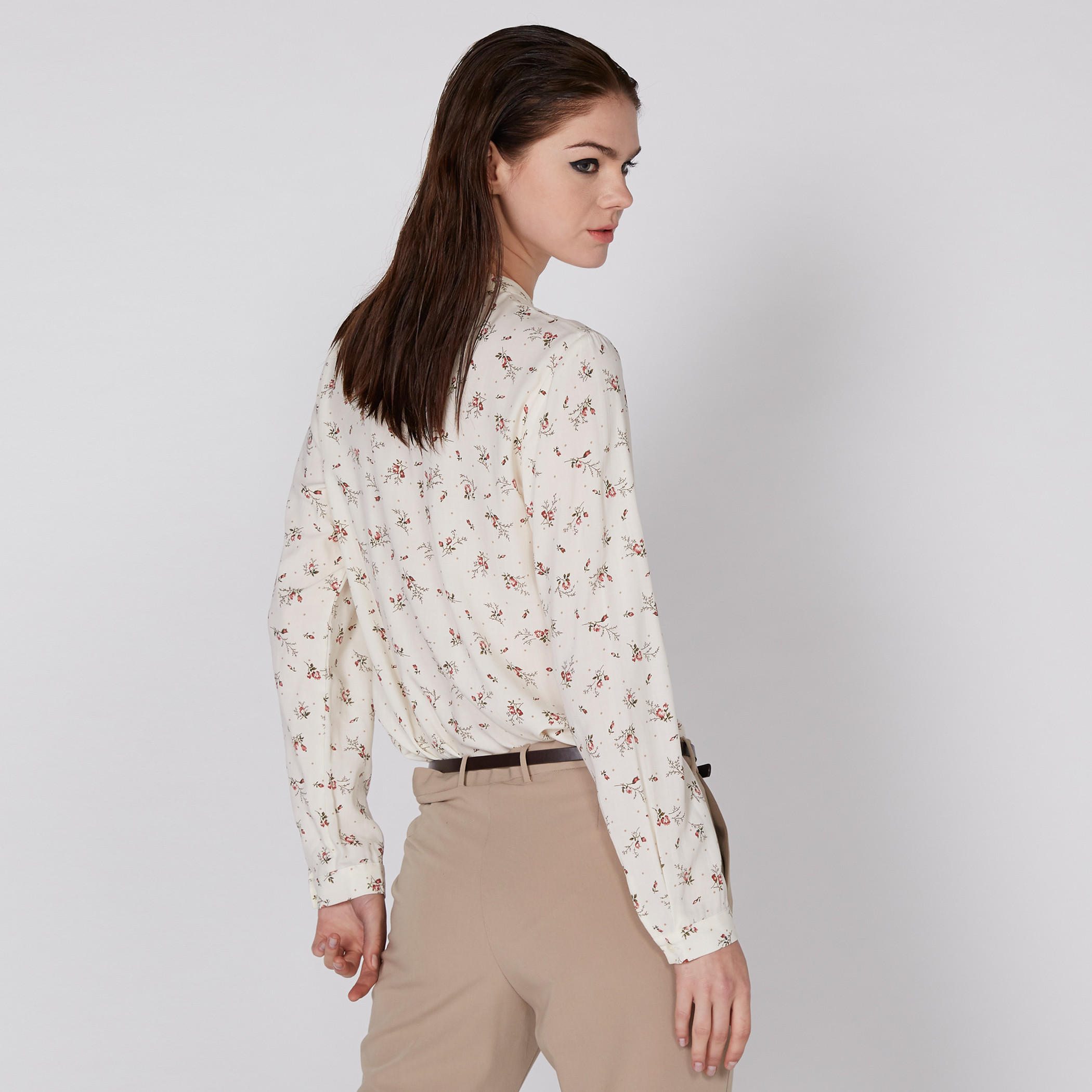 قميص بأكمام طويلة ووصلة أزرار مخفيّة مع طبعات-women-clothing-shirtsandblouses-shirts-image-1