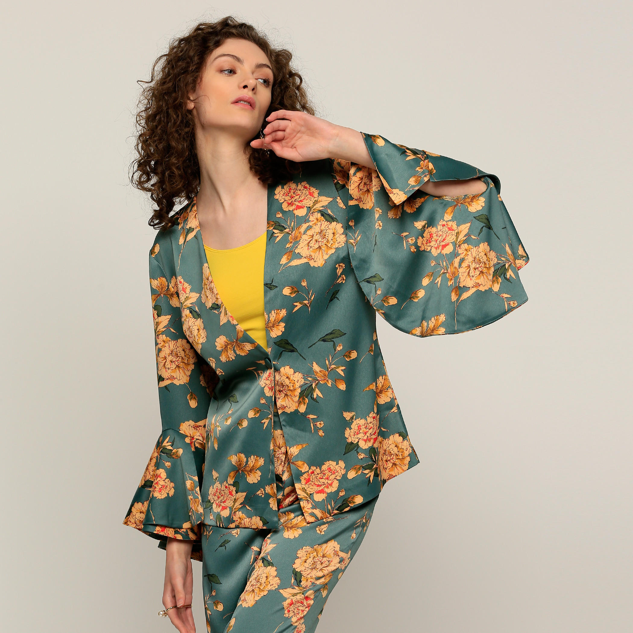 جاكيت بأكمام واسعة وطبعات-women-clothing-cardigansandjumpers-jumpers-image-3