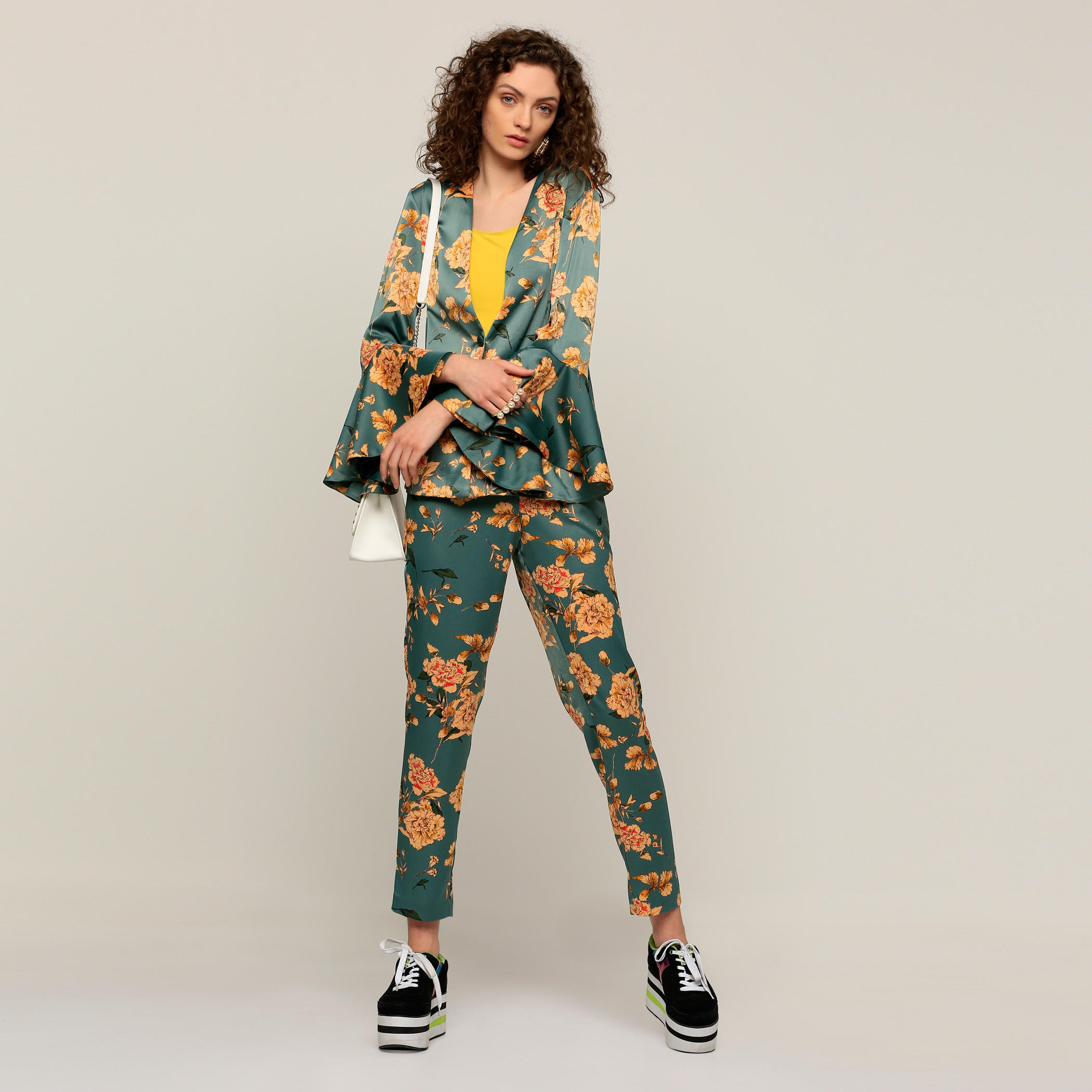 جاكيت بأكمام واسعة وطبعات-women-clothing-cardigansandjumpers-jumpers-image-1