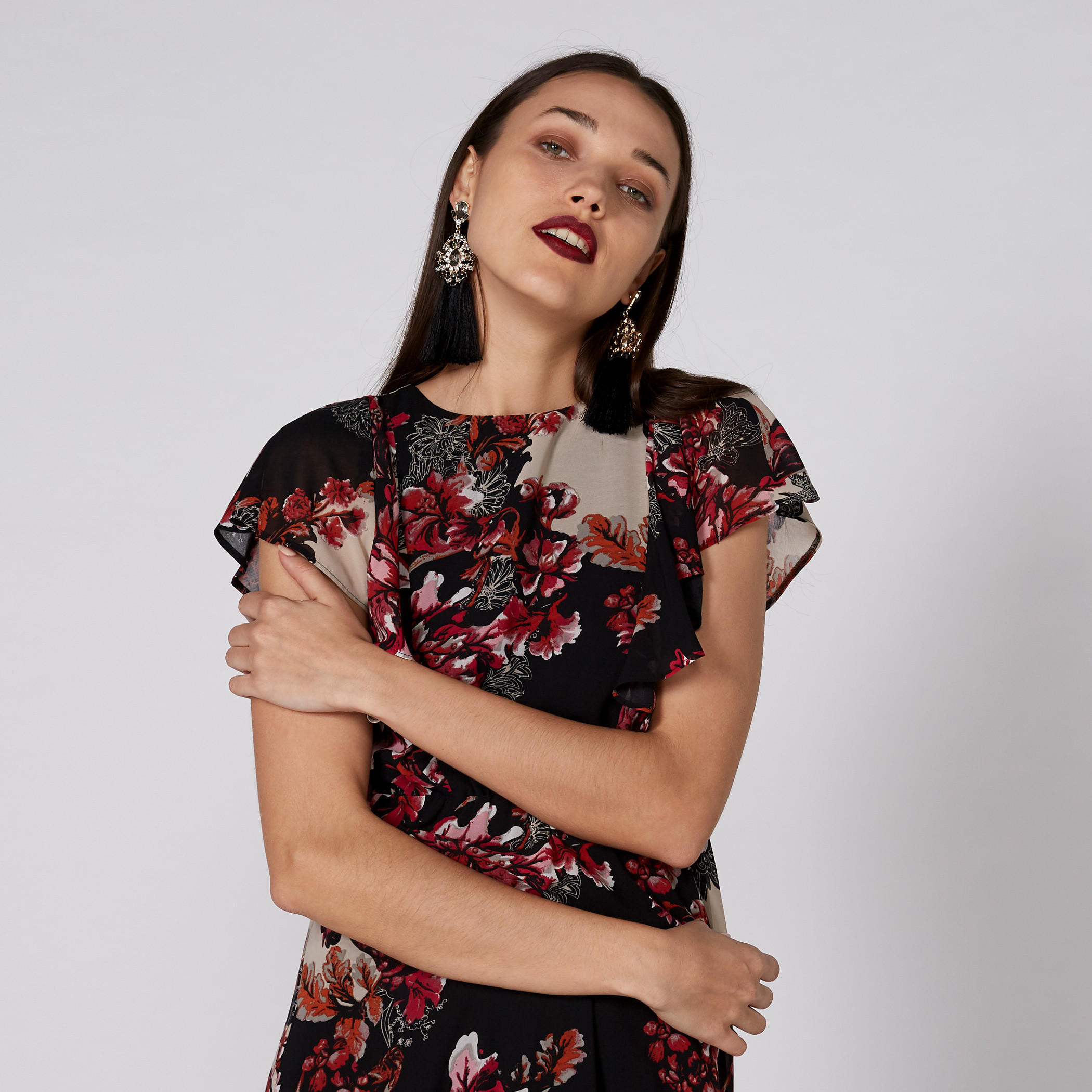 فستان ماكسي بطبعات وياقة مستديرة وحزام برباط-women-clothing-dresses-image-2