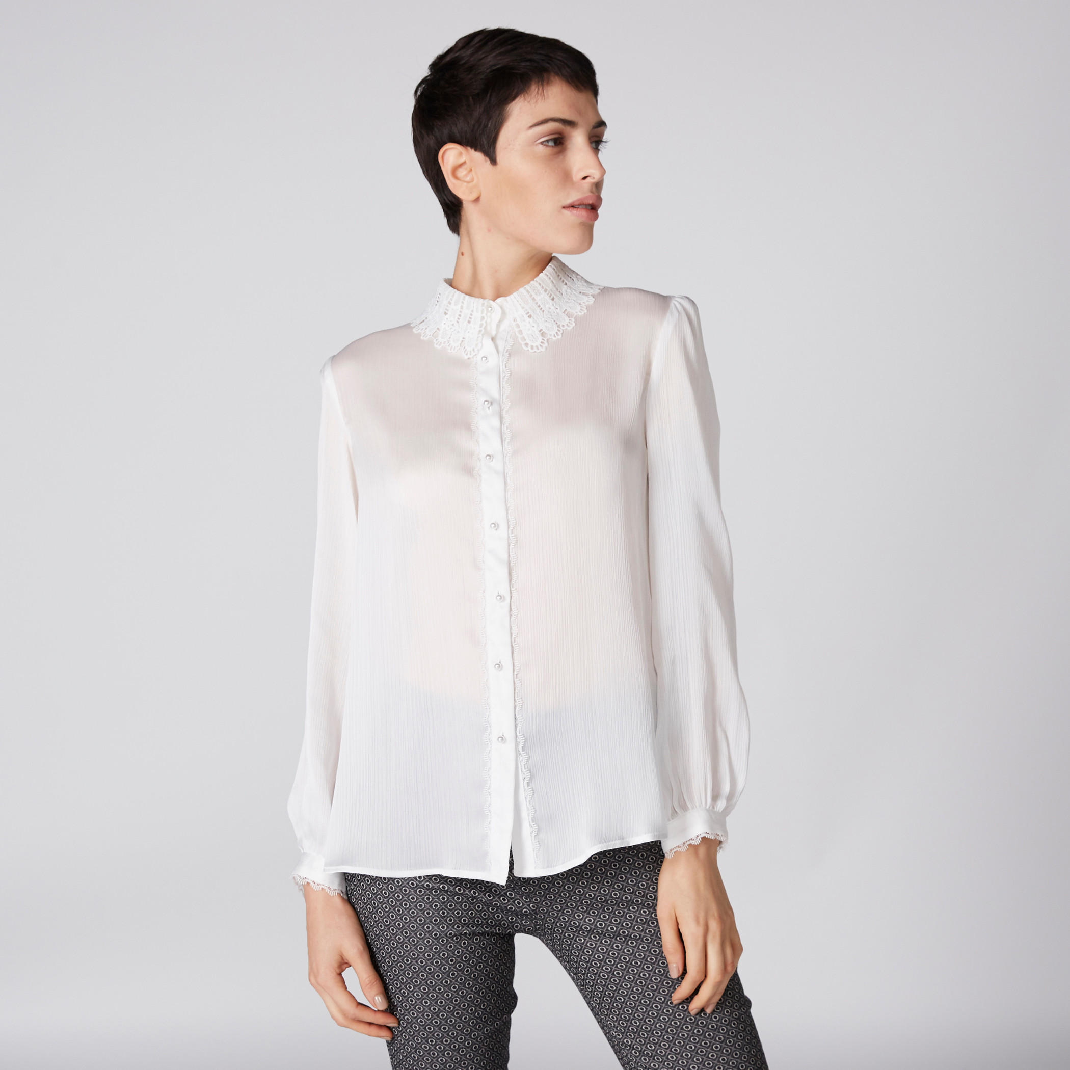 قميص بأكمام طويلة وتفاصيل دانتيل-women-clothing-shirtsandblouses-shirts-image-2