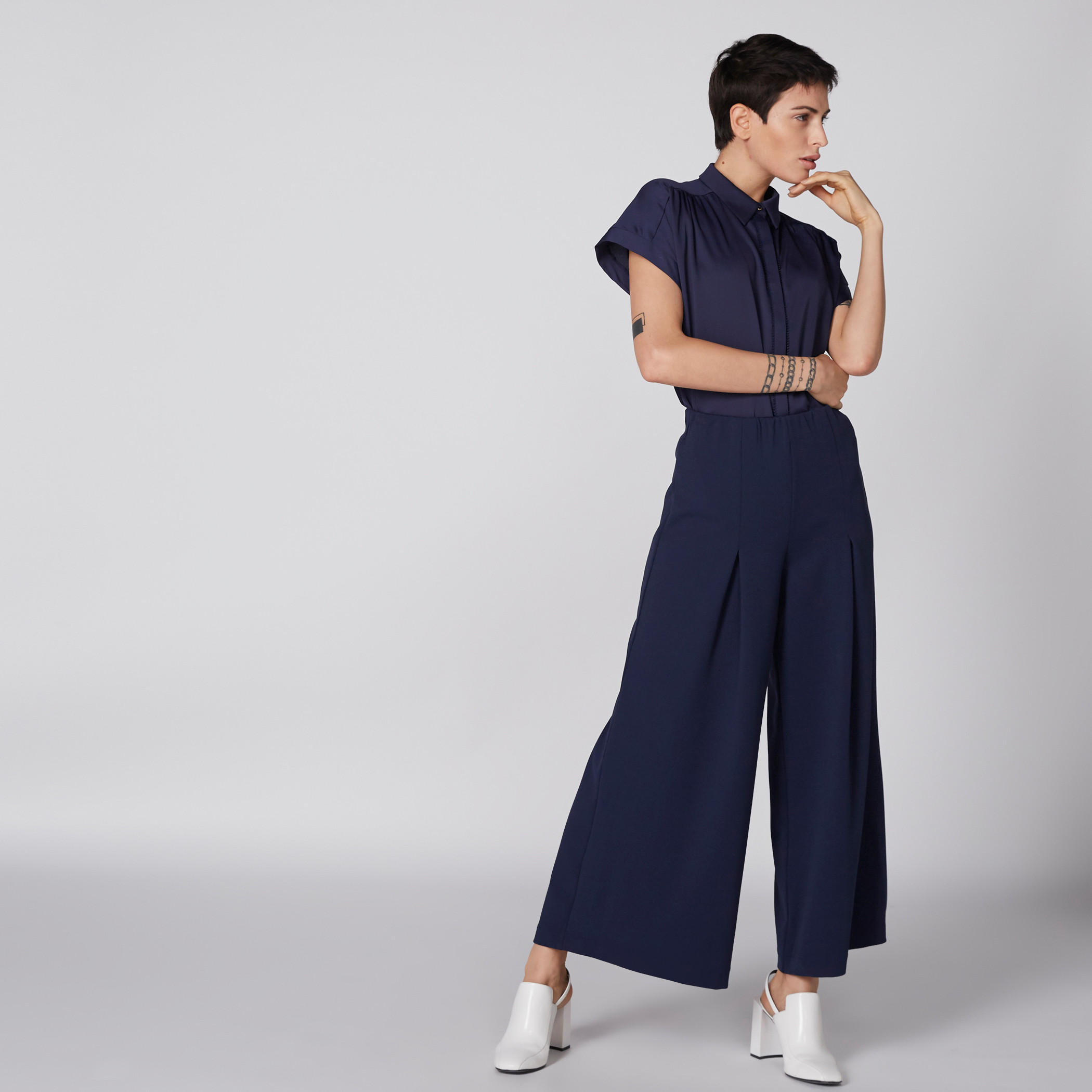 قميص بأكمام متصلة ووصلة أزرار مخفية-women-clothing-shirtsandblouses-shirts-image-1