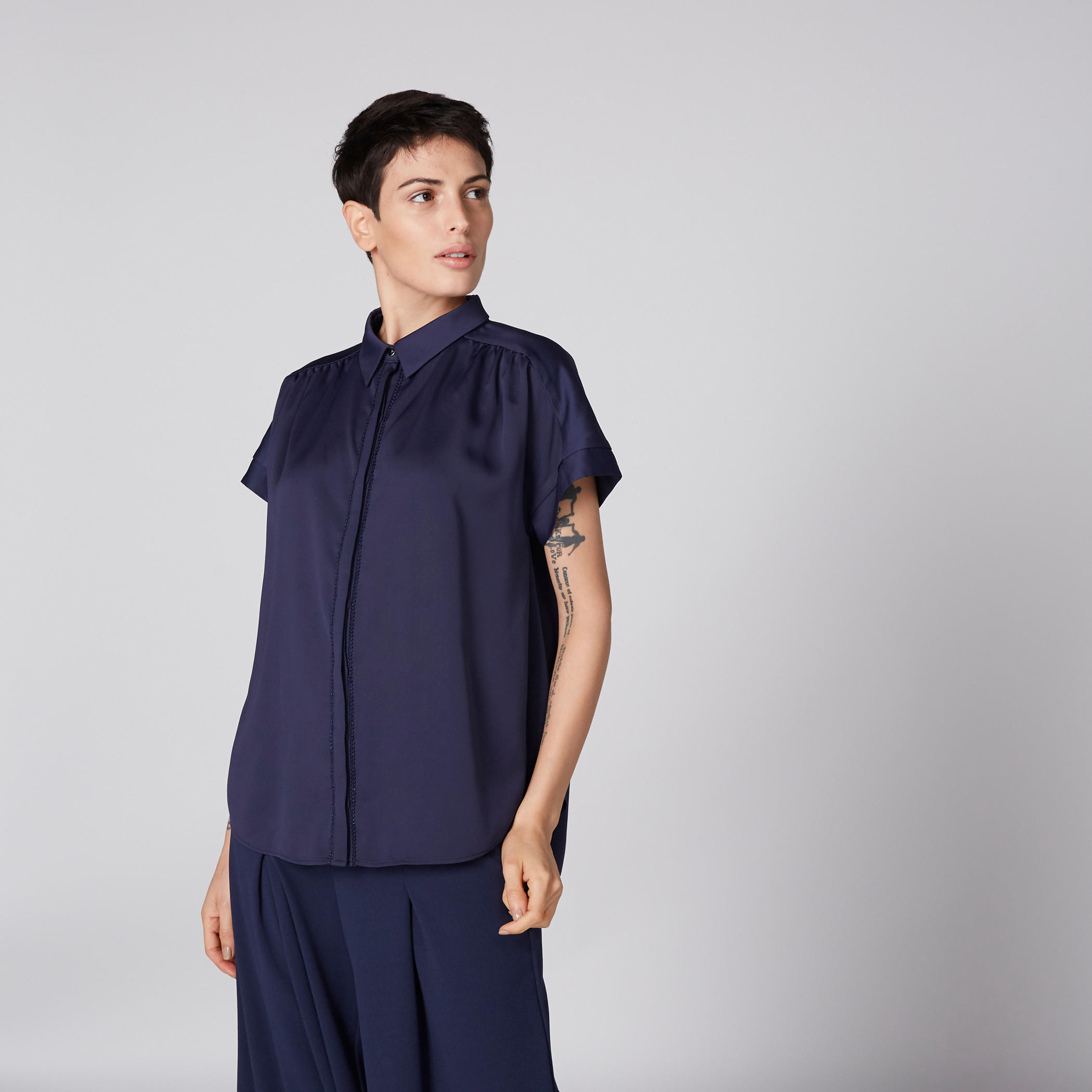 قميص بأكمام متصلة ووصلة أزرار مخفية-women-clothing-shirtsandblouses-shirts-image-3