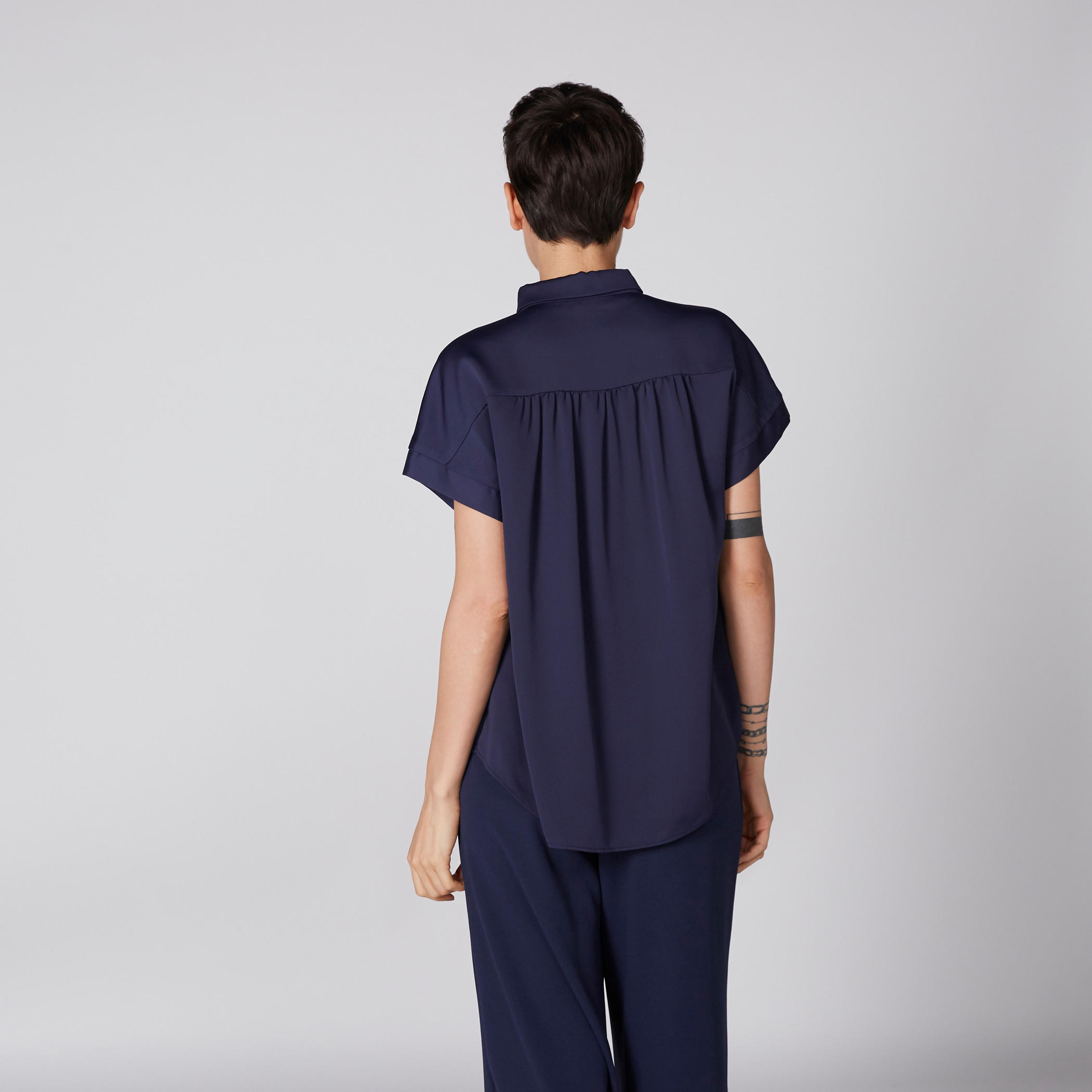 قميص بأكمام متصلة ووصلة أزرار مخفية-women-clothing-shirtsandblouses-shirts-image-4
