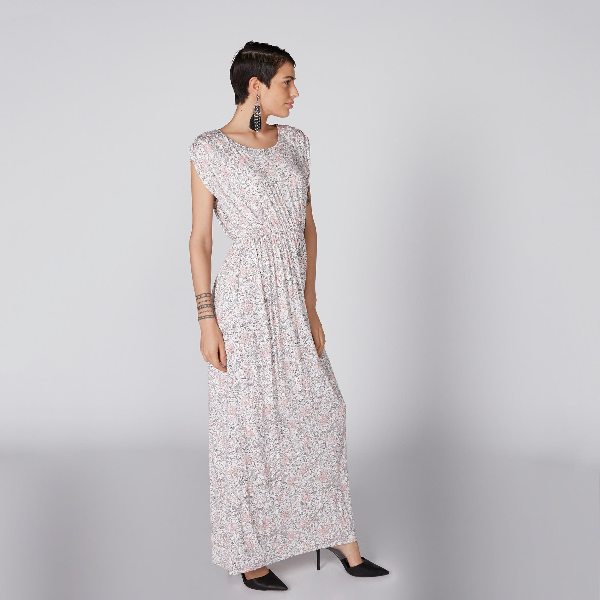 فستان طويل بأكمام كاب وفتحة جانبية وطبعات-women-clothing-dresses-image-1