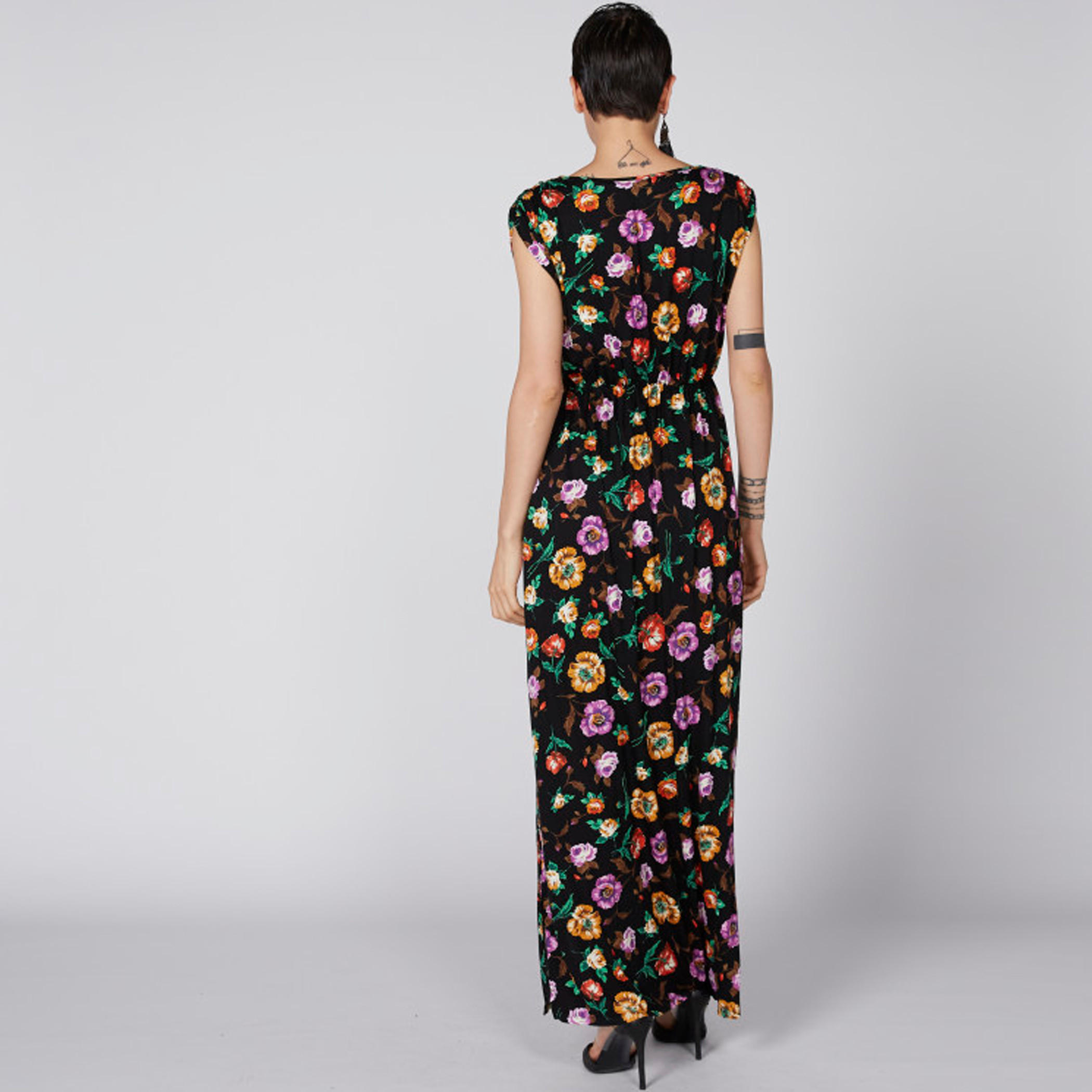 فستان طويل بياقة مستديرة وفتحة جانبية وطبعات أزهار-women-clothing-dresses-image-4