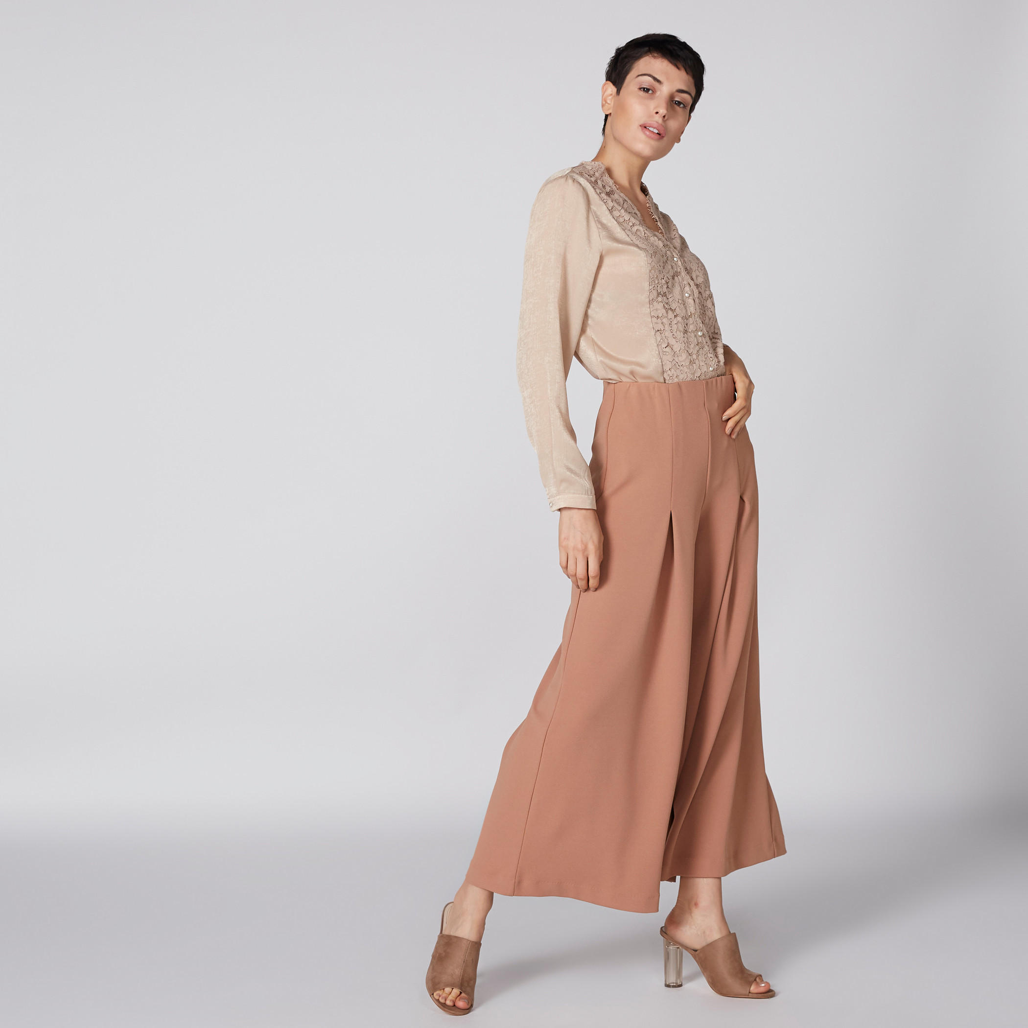 بنطال بالازو طويل بتصميم واسع-women-clothing-bottoms-trousers-image-2